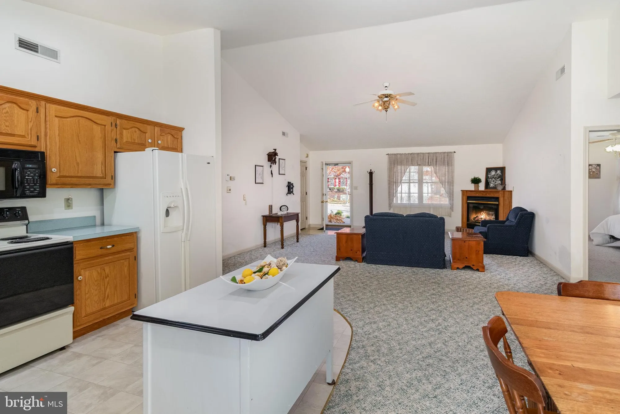 Property Slideshow image 11 of 39 | 15 lakeview dr, Myerstown, PA, 17067