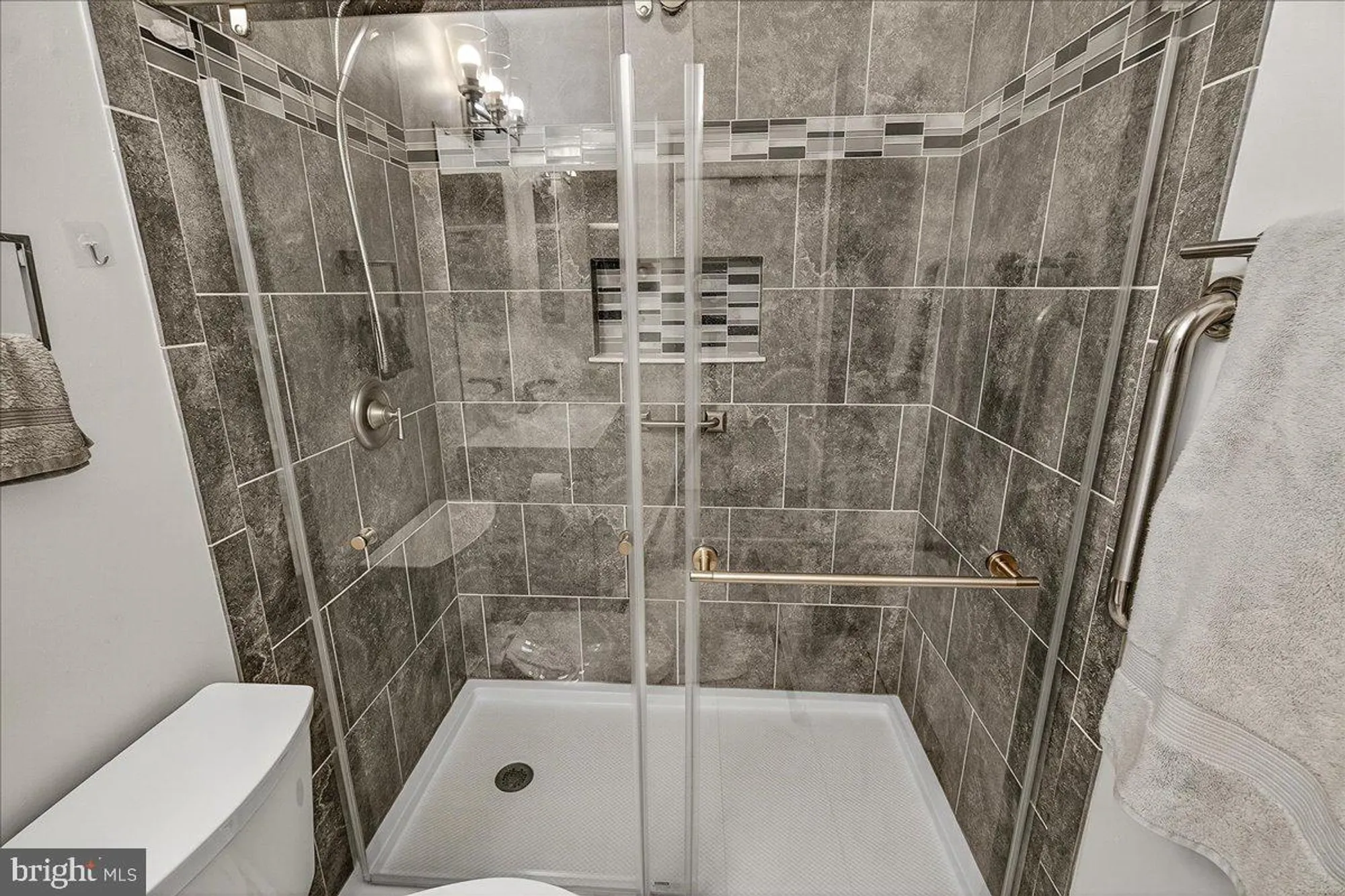 Property Slideshow image 19 of 96 | 7006 arbor dr, Frederick, MD, 21703