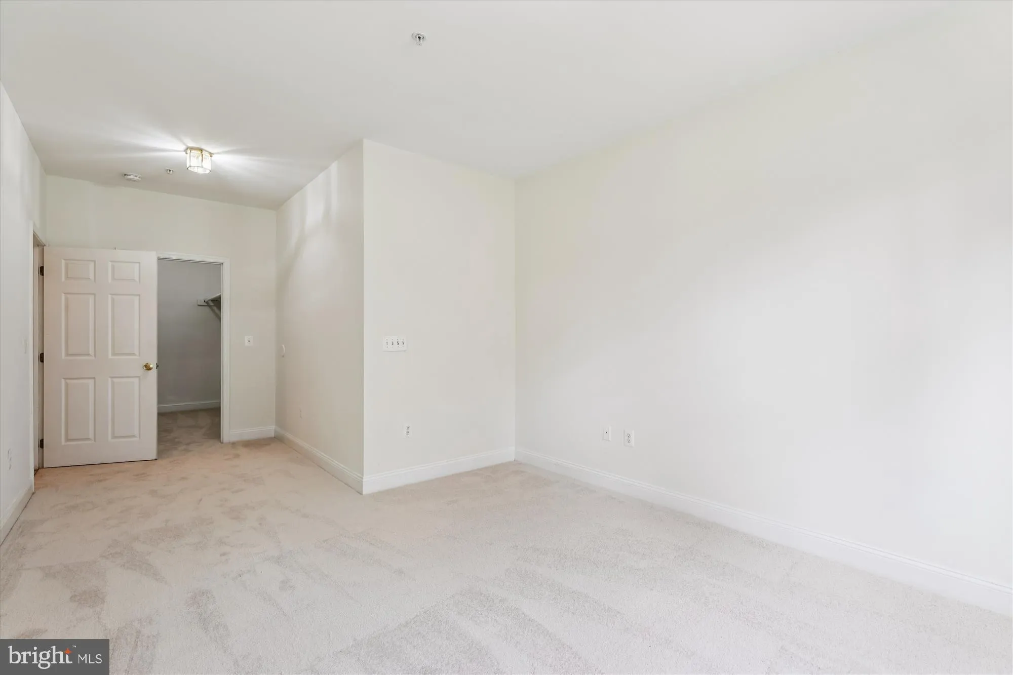 Property Slideshow image 36 of 53 | 2550 kensington gdns 107, Ellicott City, MD, 21043