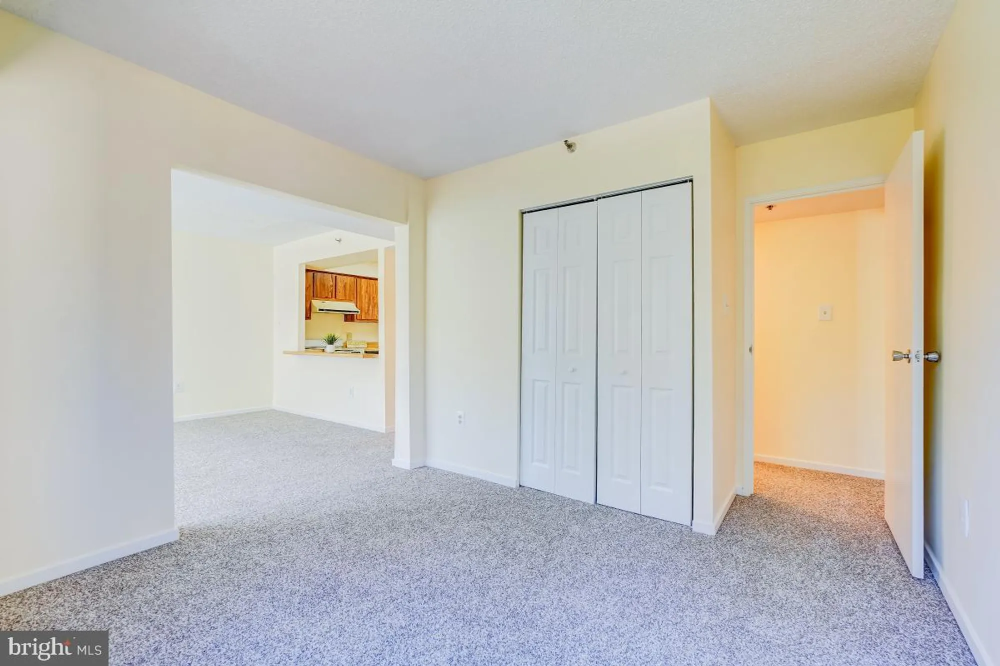 Property Slideshow image 17 of 34 | 2921 n leisure world blvd 1-226, Silver Spring, MD, 20906