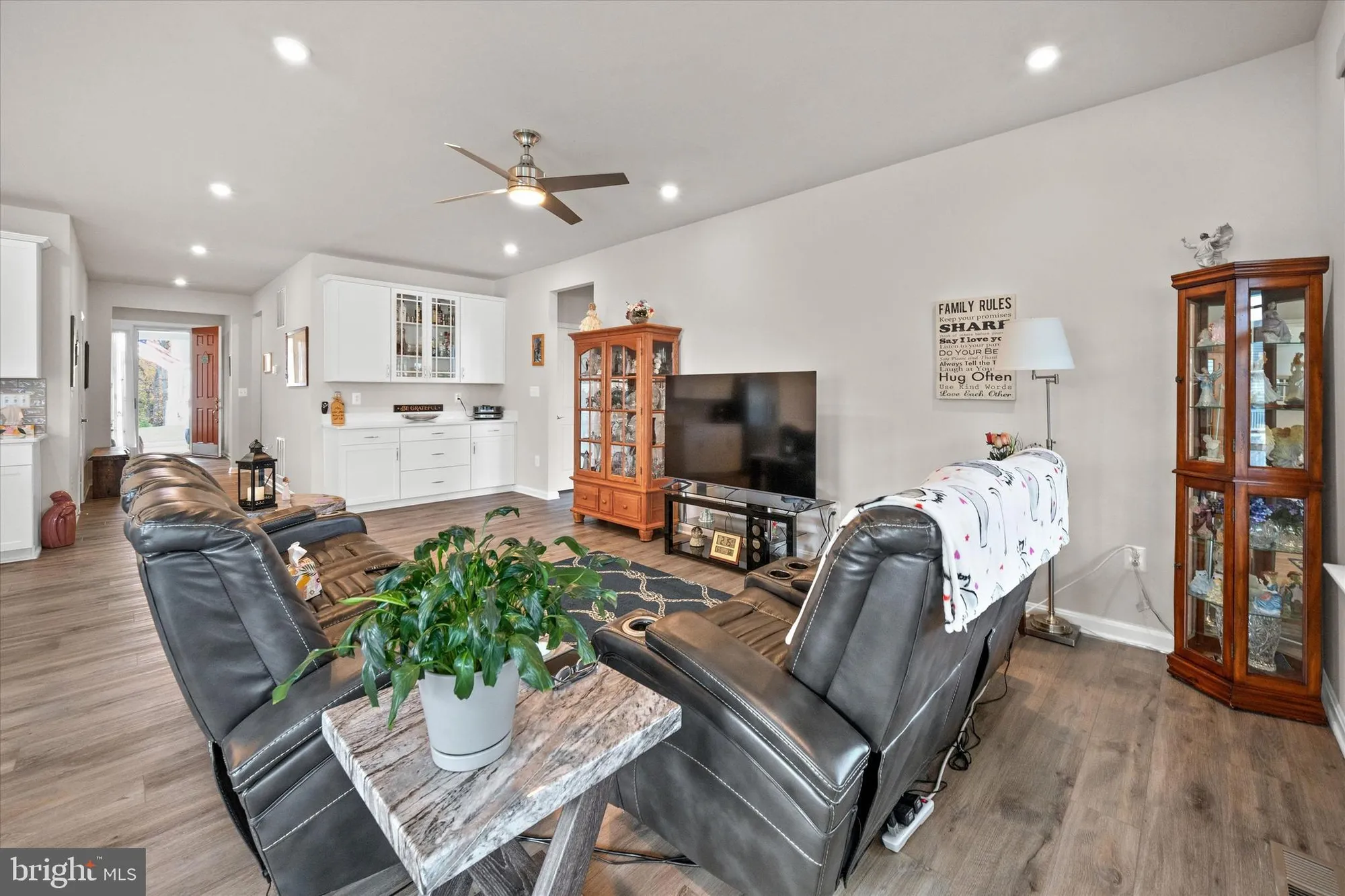 Property Slideshow image 7 of 44 | 798 honey locust rd, Middletown, DE, 19709