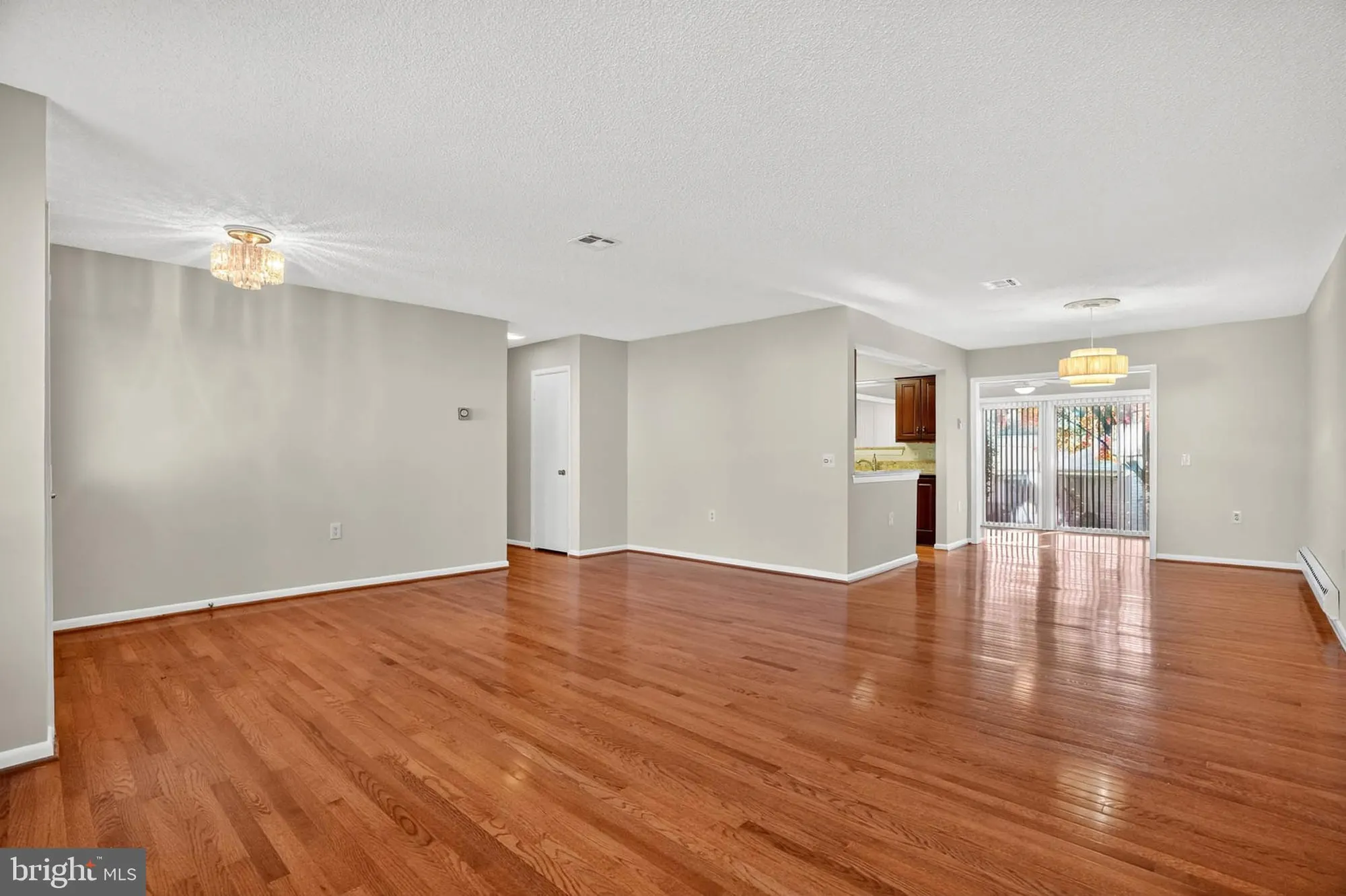 Property Slideshow image 6 of 32 | 3416 island creek ct 127-c, Silver Spring, MD, 20906