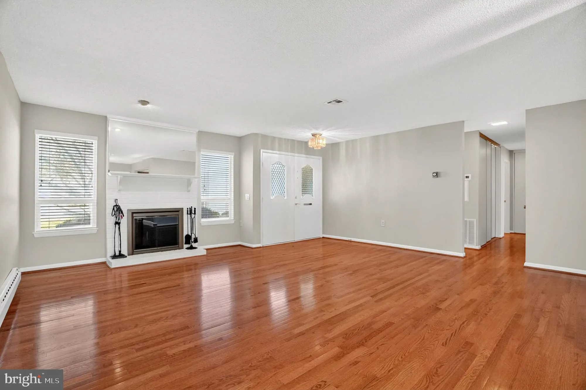 Property Slideshow image 5 of 32 | 3416 island creek ct 127-c, Silver Spring, MD, 20906