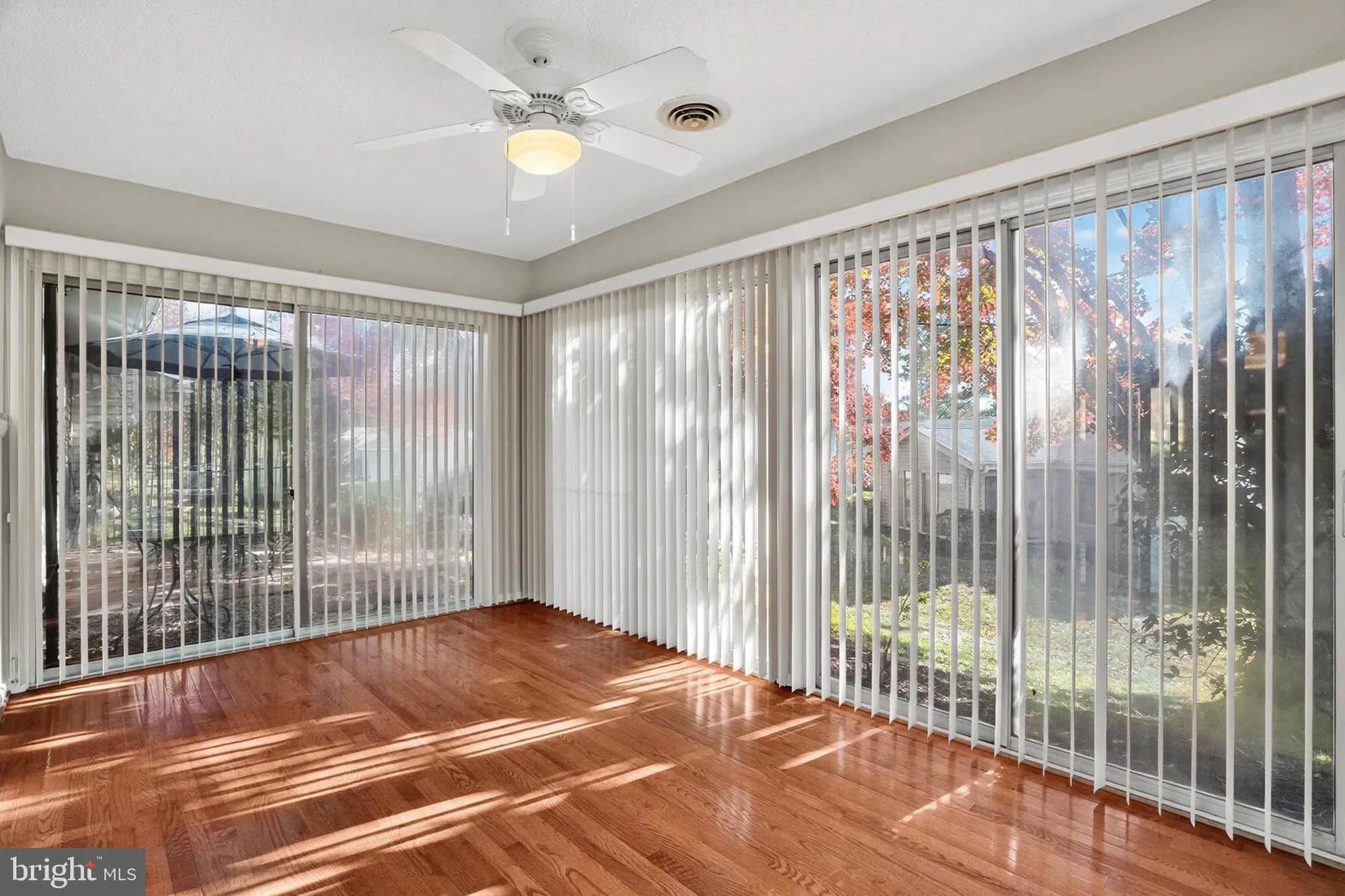 Property Slideshow image 9 of 32 | 3416 island creek ct 127-c, Silver Spring, MD, 20906