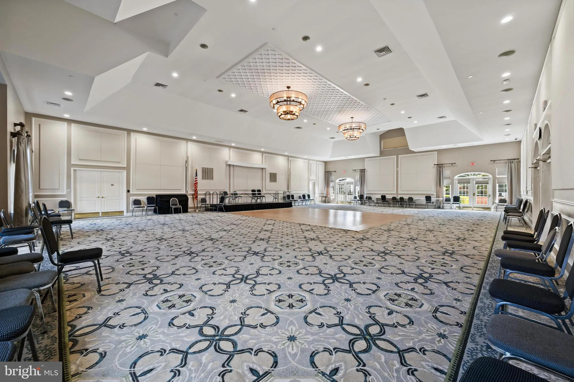 Property Slideshow image 43 of 45 | 6 grande blvd, Princeton Junction, NJ, 08550