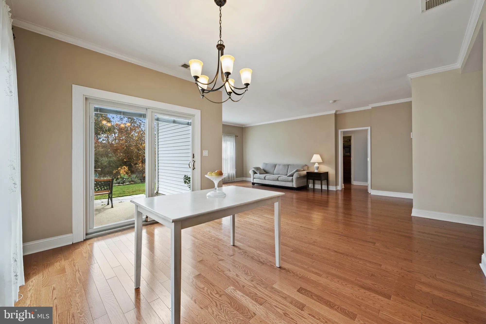 Property Slideshow image 14 of 45 | 6 grande blvd, Princeton Junction, NJ, 08550