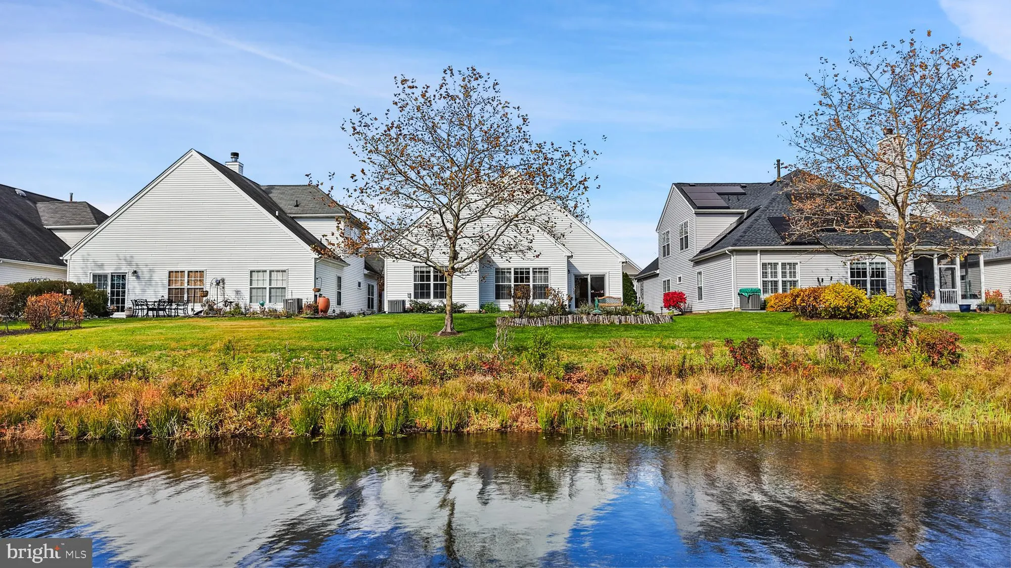 Property Slideshow image 3 of 45 | 6 grande blvd, Princeton Junction, NJ, 08550