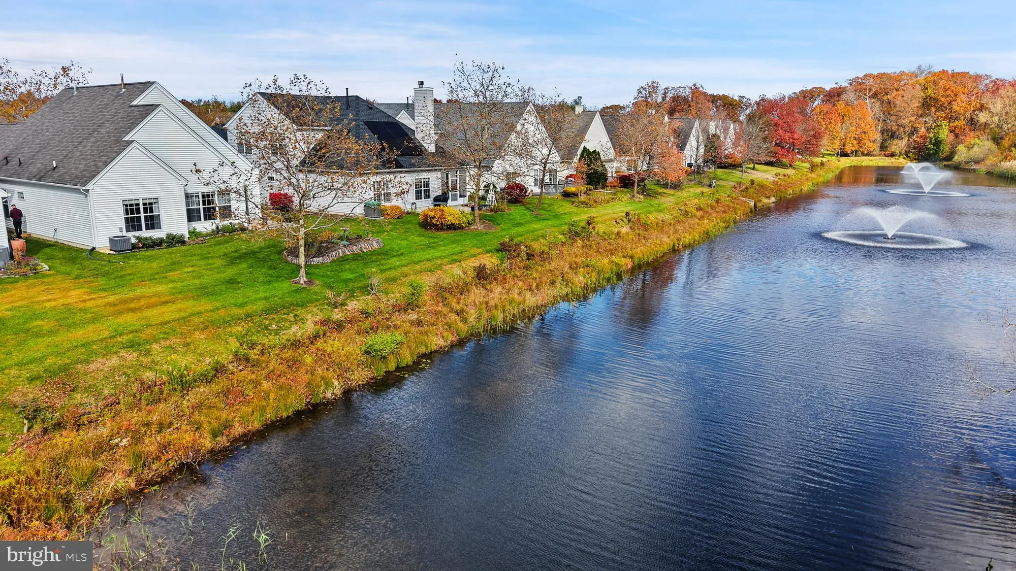 Property Slideshow image 5 of 45 | 6 grande blvd, Princeton Junction, NJ, 08550