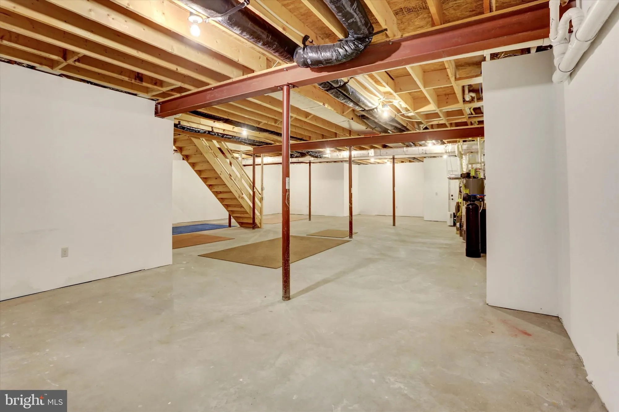 Property Slideshow image 47 of 54 | 226 carmella dr, Mechanicsburg, PA, 17050