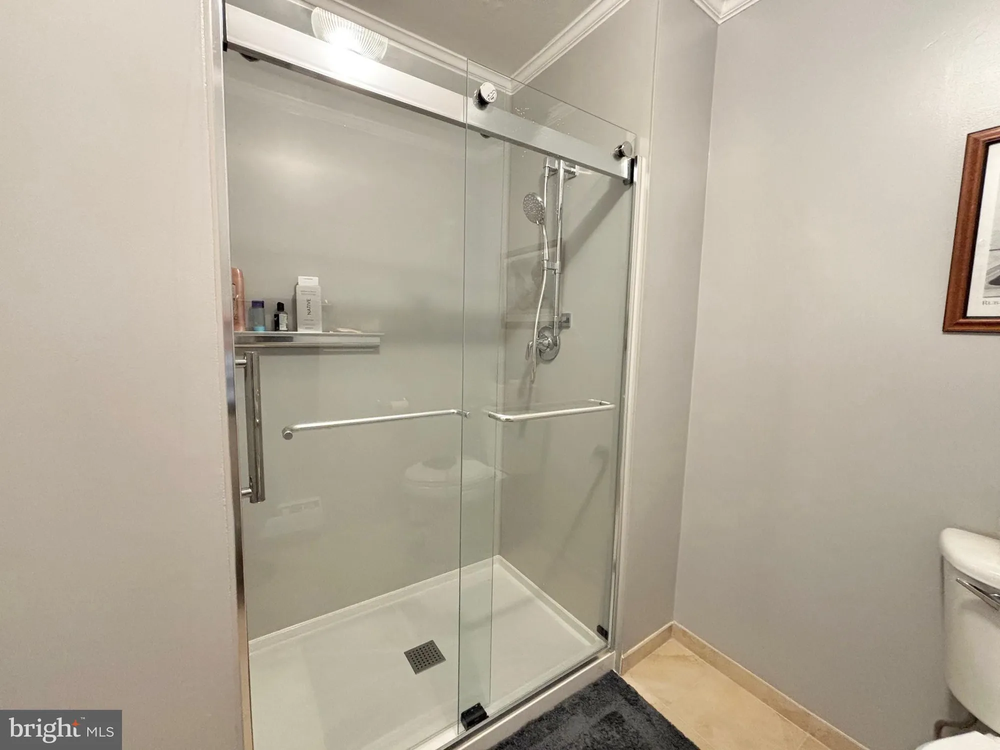 Property Slideshow image 16 of 27 | 15111 glade dr 12-3d, Silver Spring, MD, 20906