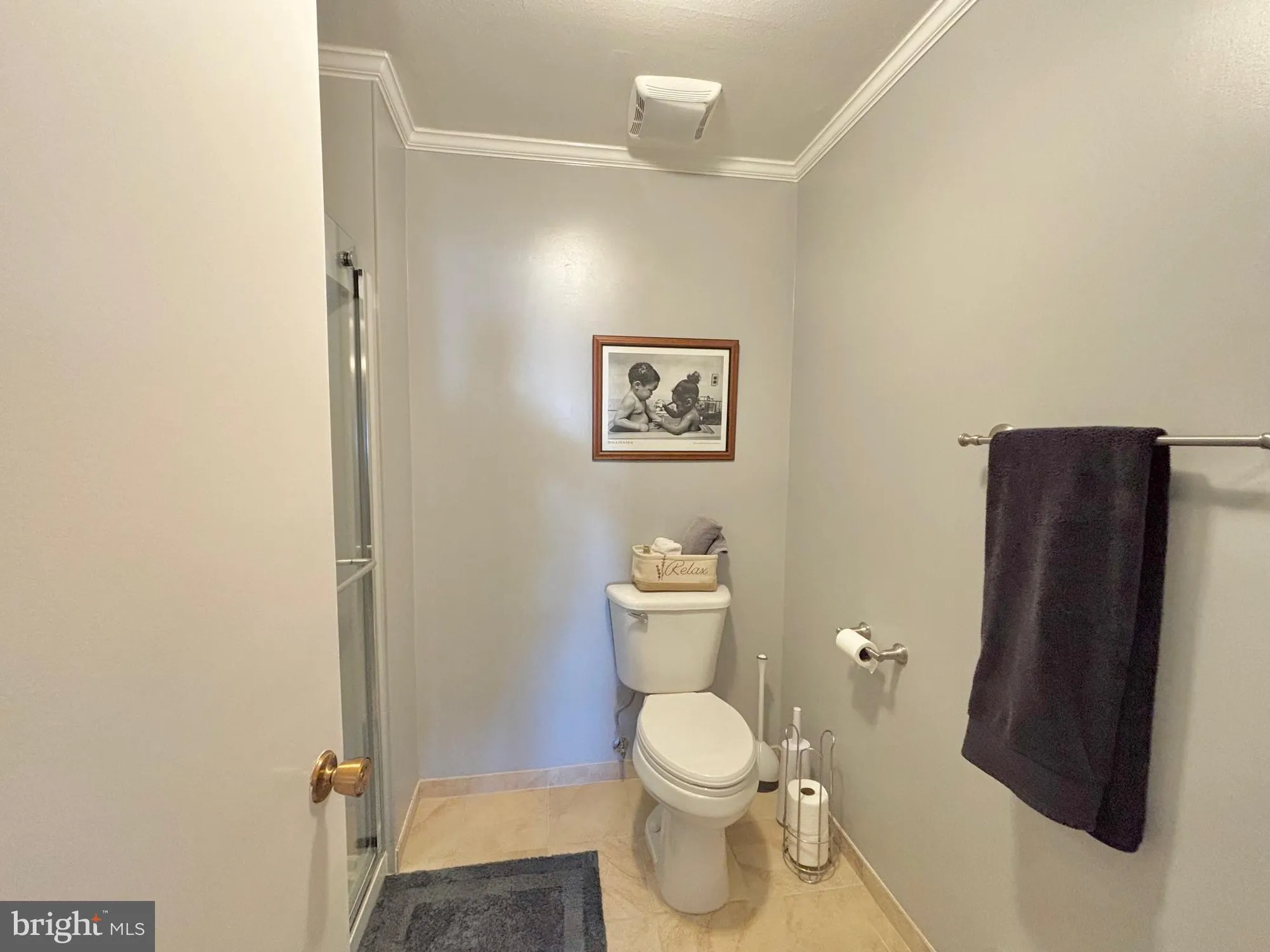 Property Slideshow image 17 of 27 | 15111 glade dr 12-3d, Silver Spring, MD, 20906