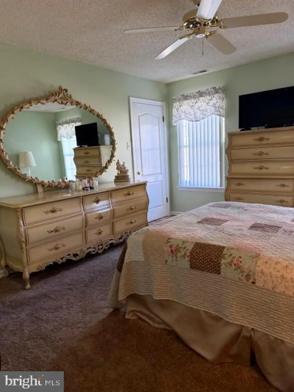 Property Slideshow image 8 of 11 | 734 virgin island dr, Williamstown, NJ, 08094