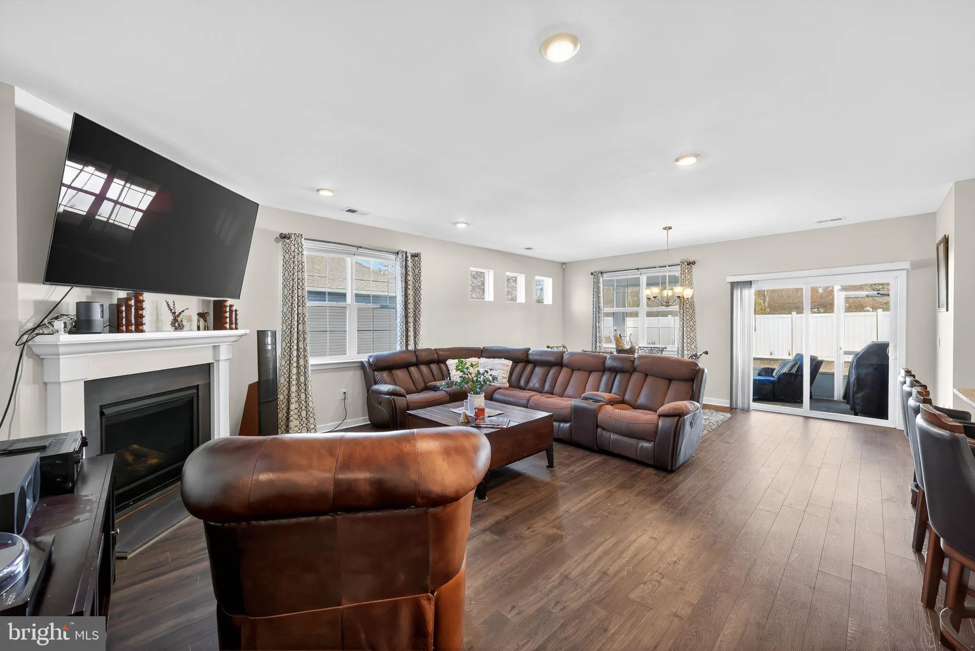 Property Slideshow image 6 of 31 | 103 congressional ct, Moorestown, NJ, 08057