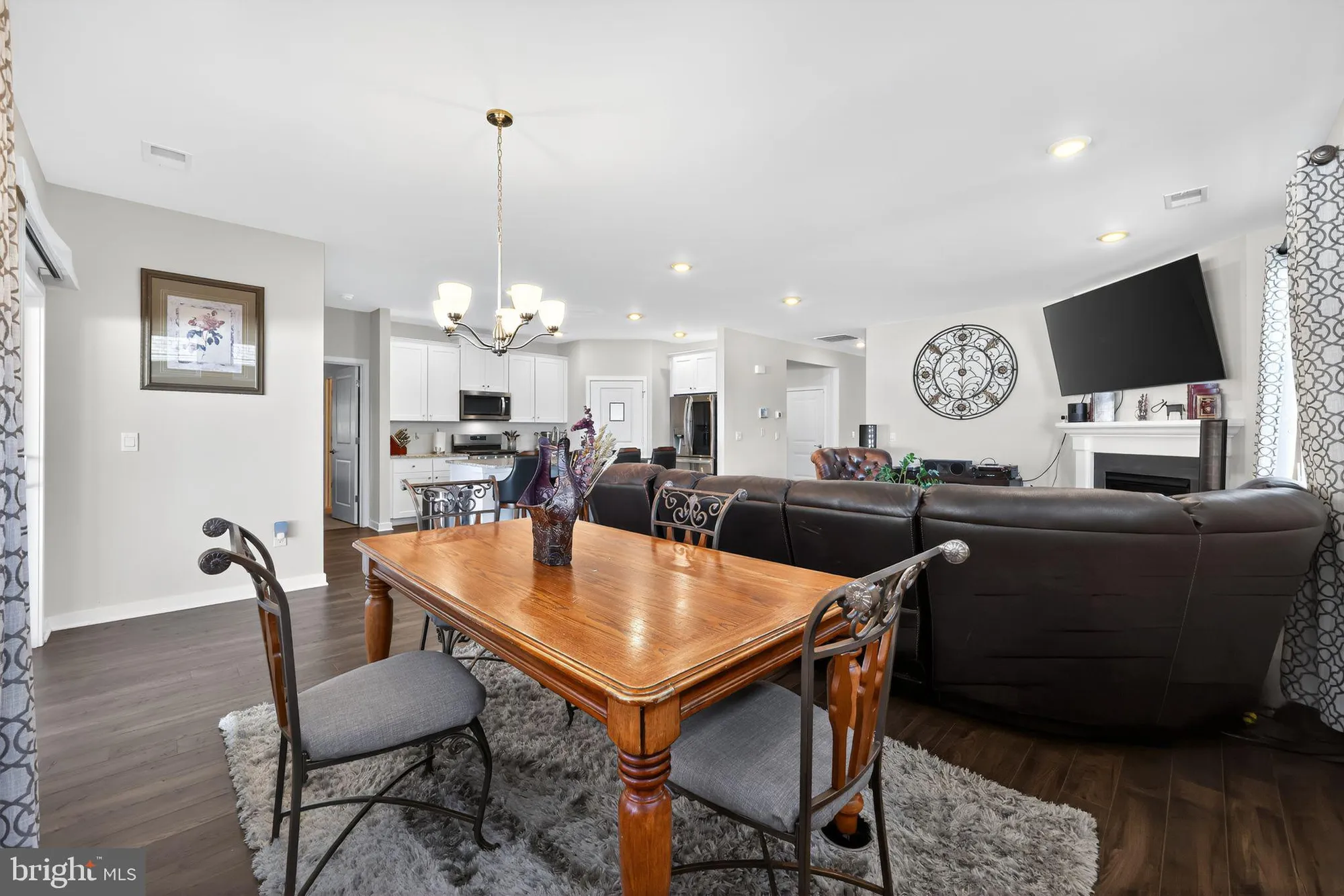 Property Slideshow image 16 of 31 | 103 congressional ct, Moorestown, NJ, 08057