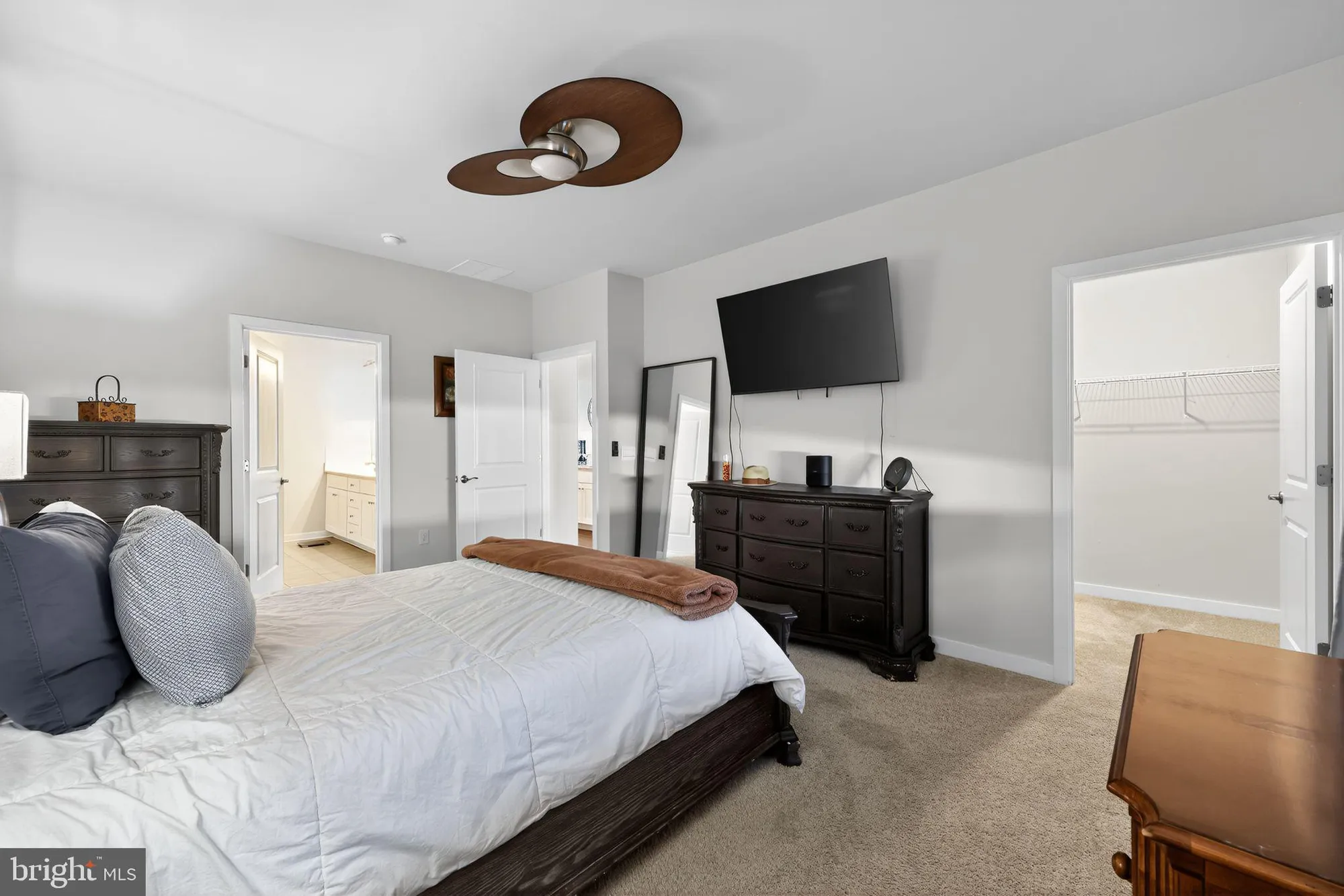 Property Slideshow image 17 of 31 | 103 congressional ct, Moorestown, NJ, 08057