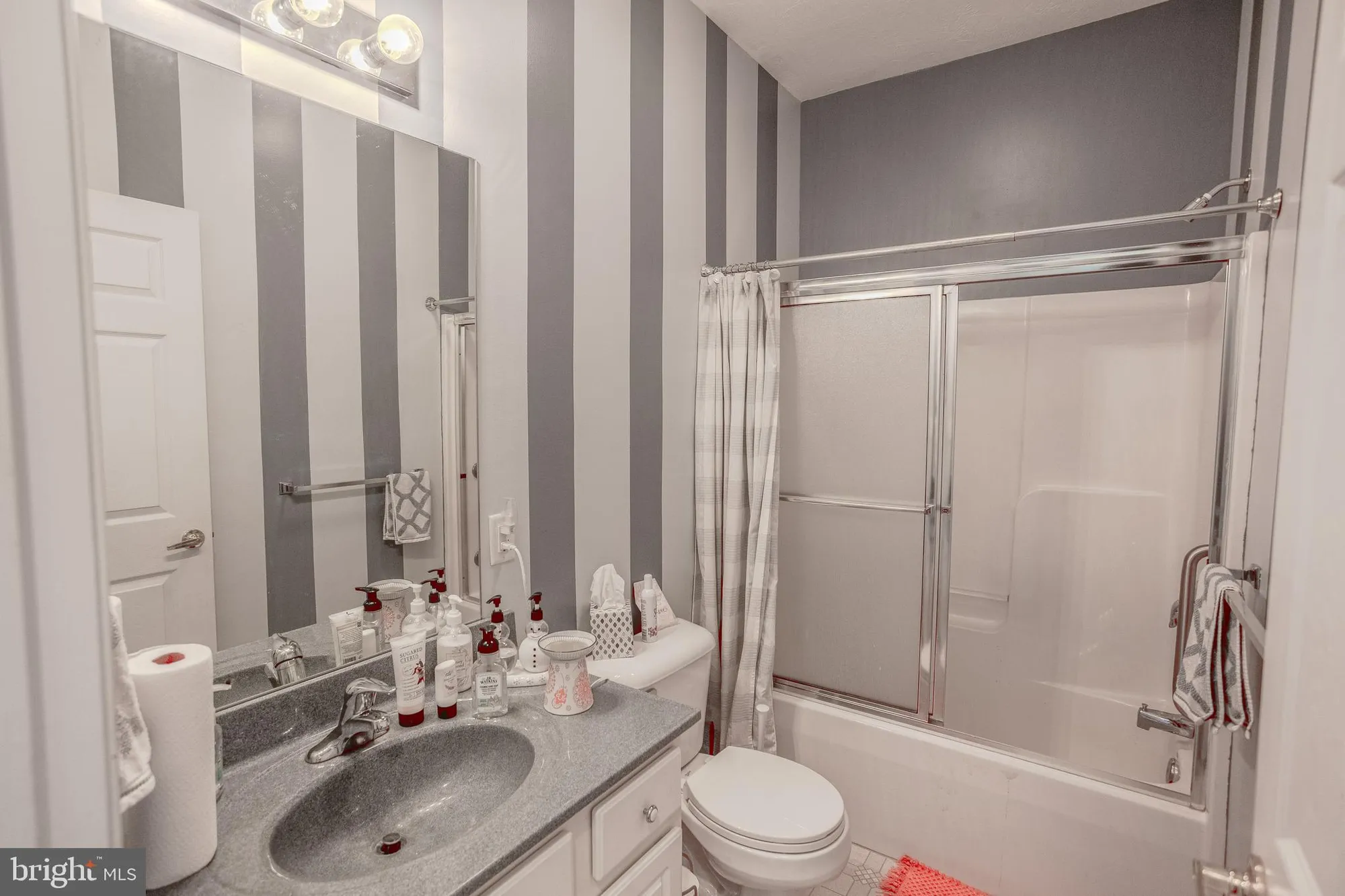 Property Slideshow image 9 of 23 | 33 lantern ln, Shippensburg, PA, 17257