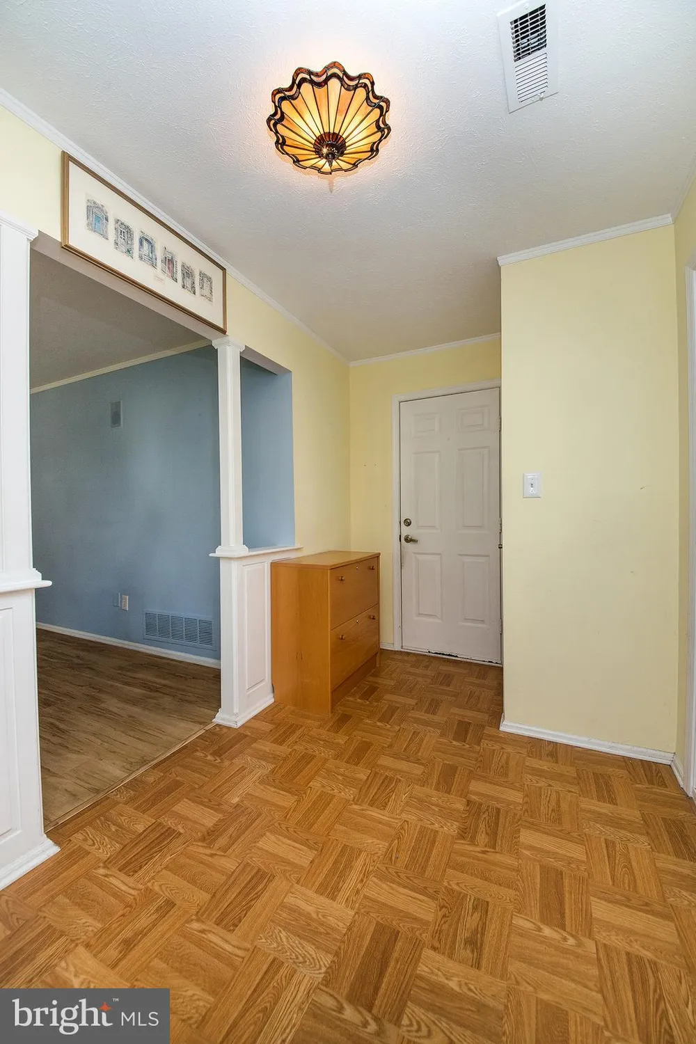 Property Slideshow image 8 of 39 | 420 elderberry ct, Mount Laurel, NJ, 08054