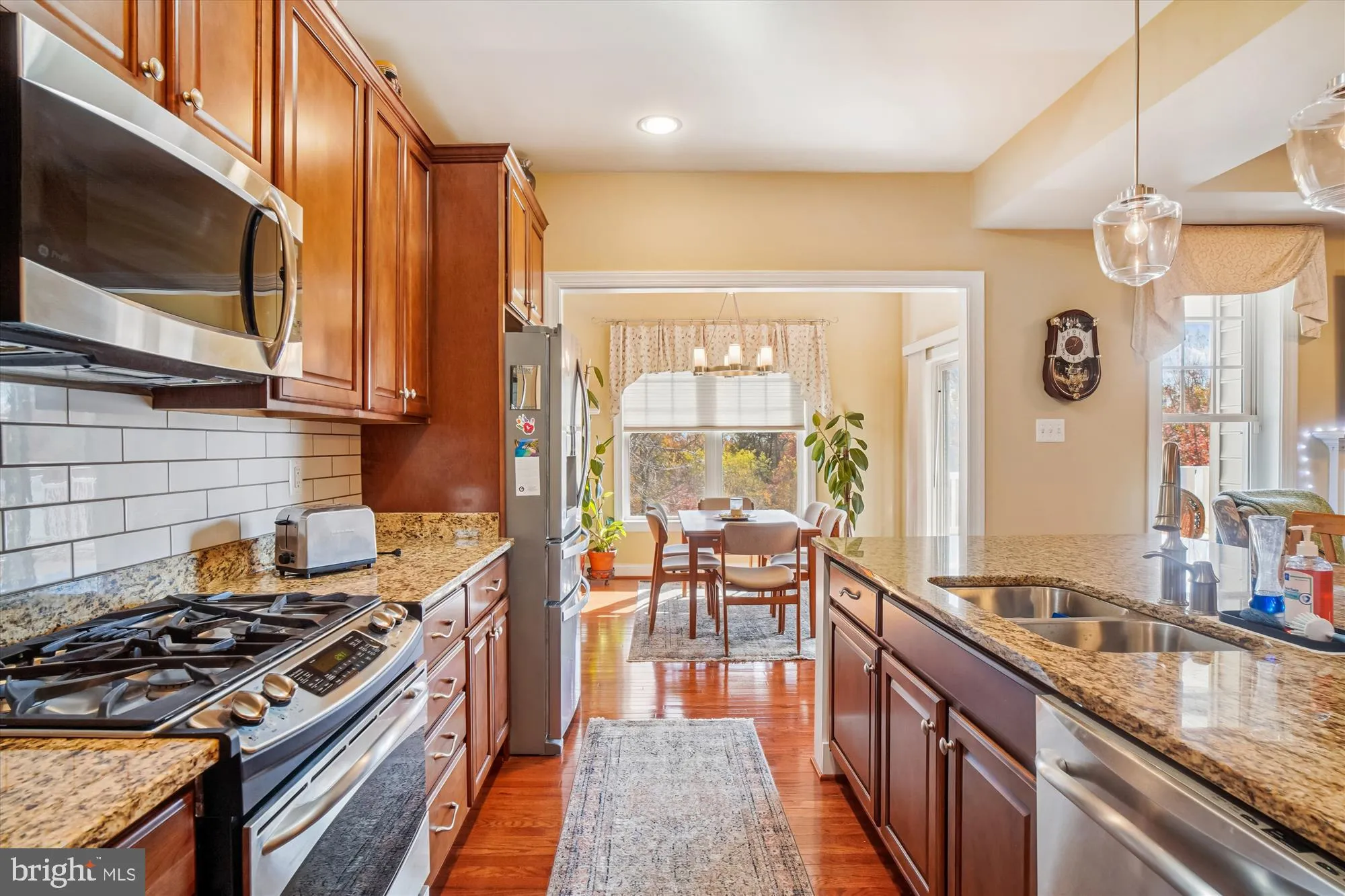 Property Slideshow image 4 of 39 | 2855 chauncey hill dr # 33, Manchester, MD, 21102