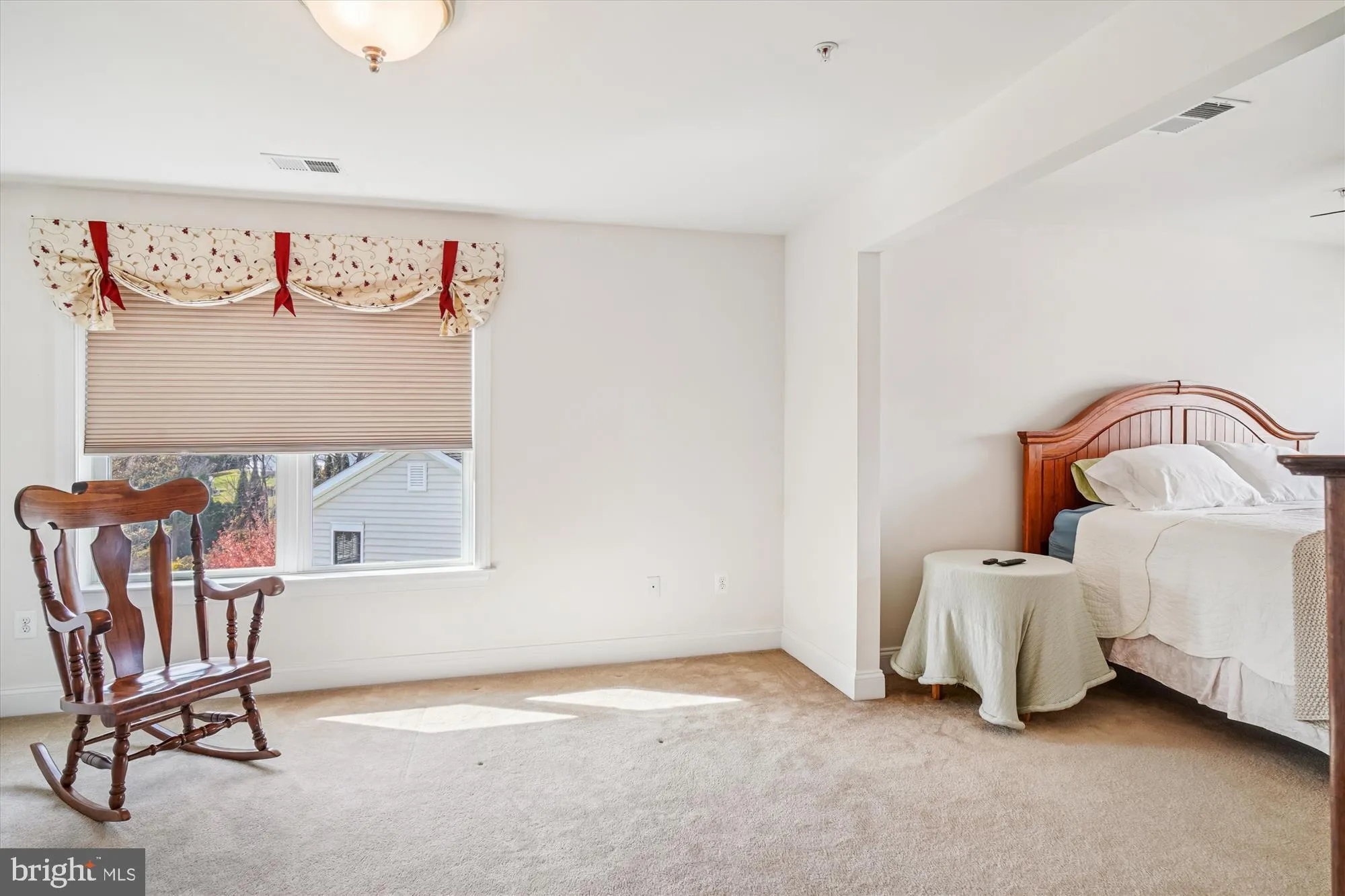 Property Slideshow image 27 of 39 | 2855 chauncey hill dr # 33, Manchester, MD, 21102