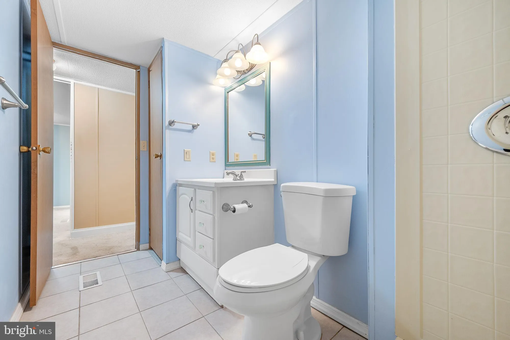 Property Slideshow image 20 of 27 | 4 locust ct, Mays Landing, NJ, 08330
