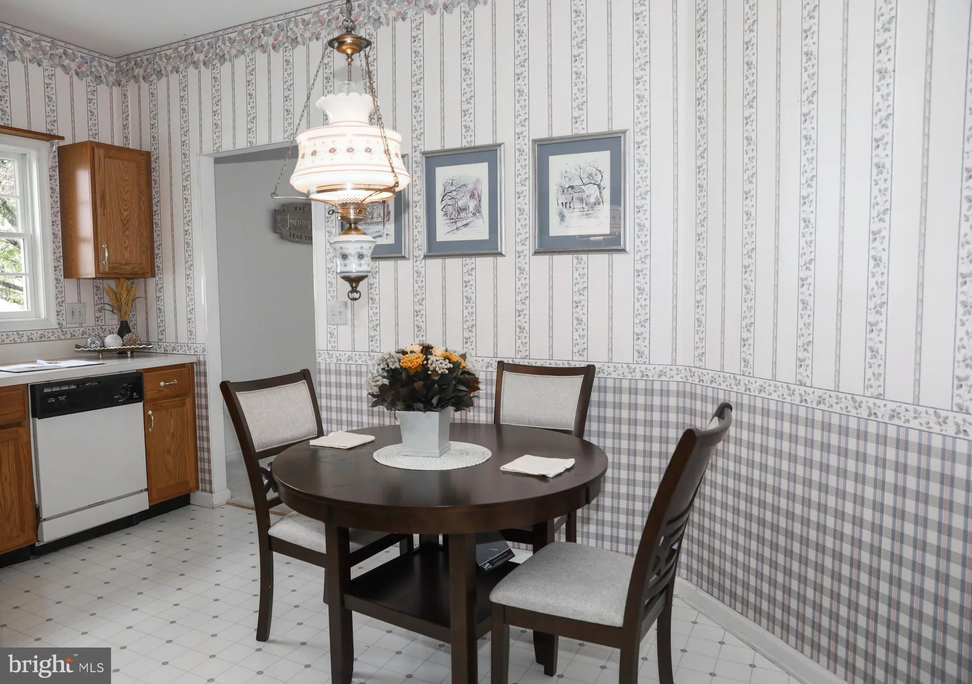 Property Slideshow image 15 of 40 | 11 covered bridge cir, Columbus, NJ, 08022