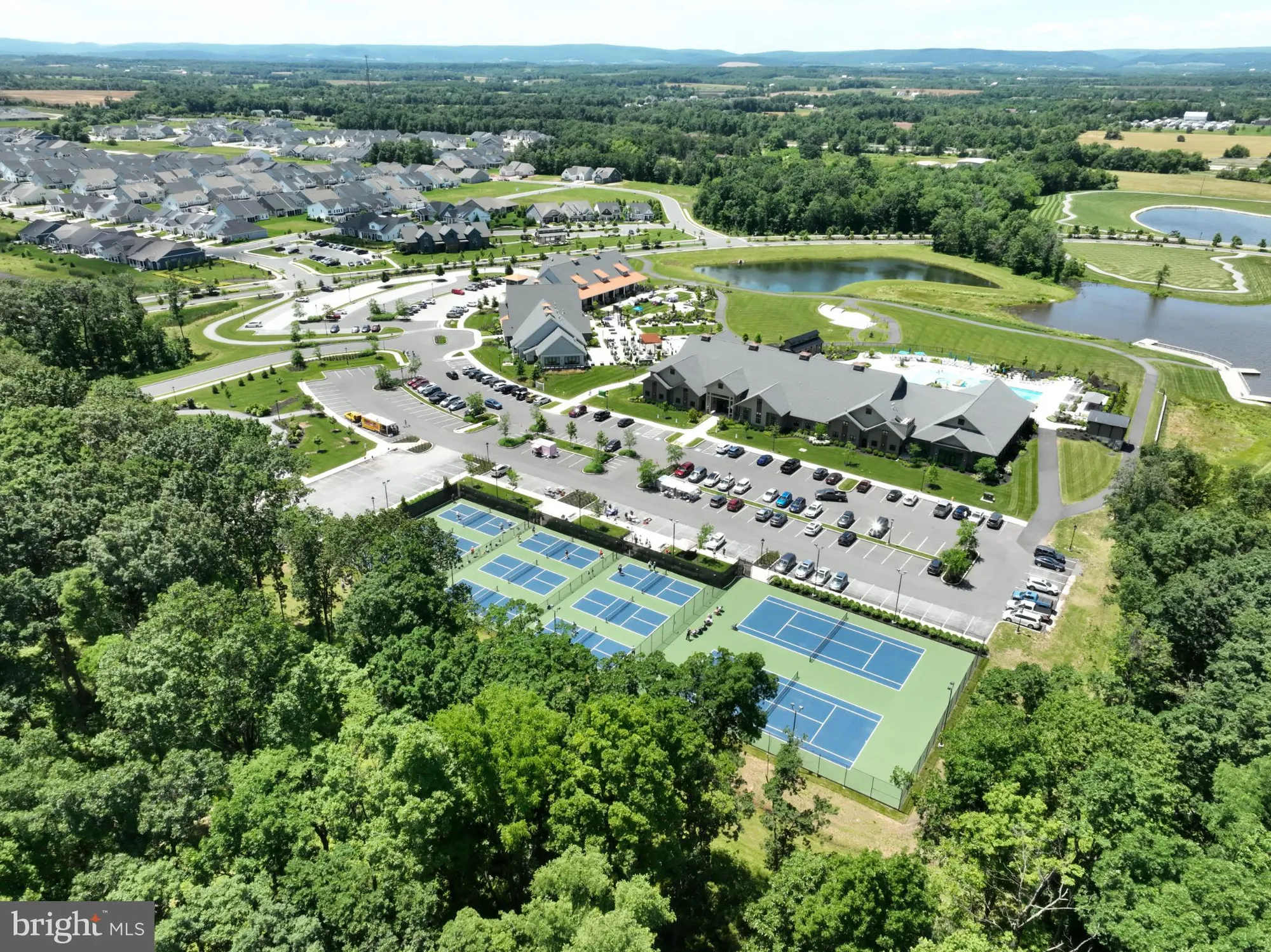 Property Slideshow image 38 of 44 | 39 reedgrass way, Gettysburg, PA, 17325