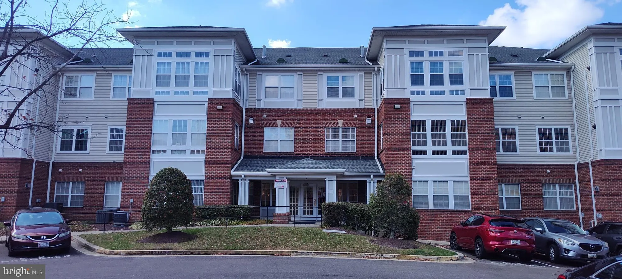 Property Slideshow image 1 of 46 | 1 cameron grove blvd 301, Upper Marlboro, MD, 20774