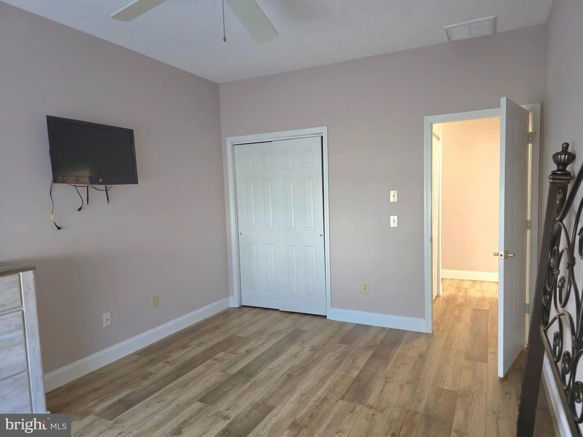 Property Slideshow image 34 of 41 | 61 sandpiper rd, Barnegat, NJ, 08005