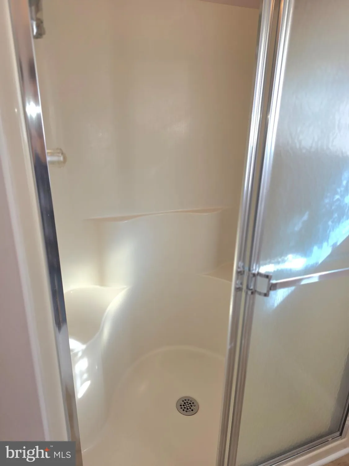 Property Slideshow image 31 of 41 | 61 sandpiper rd, Barnegat, NJ, 08005