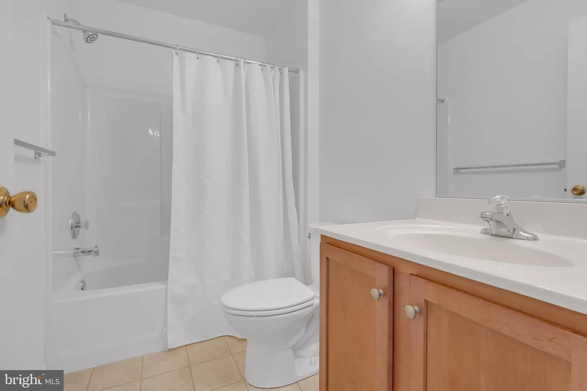 Property Slideshow image 5 of 31 | 4212 belmont cir, Whitehall, PA, 18052