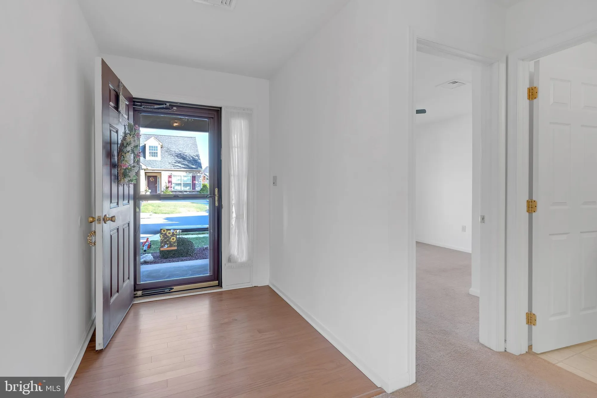 Property Slideshow image 2 of 31 | 4212 belmont cir, Whitehall, PA, 18052