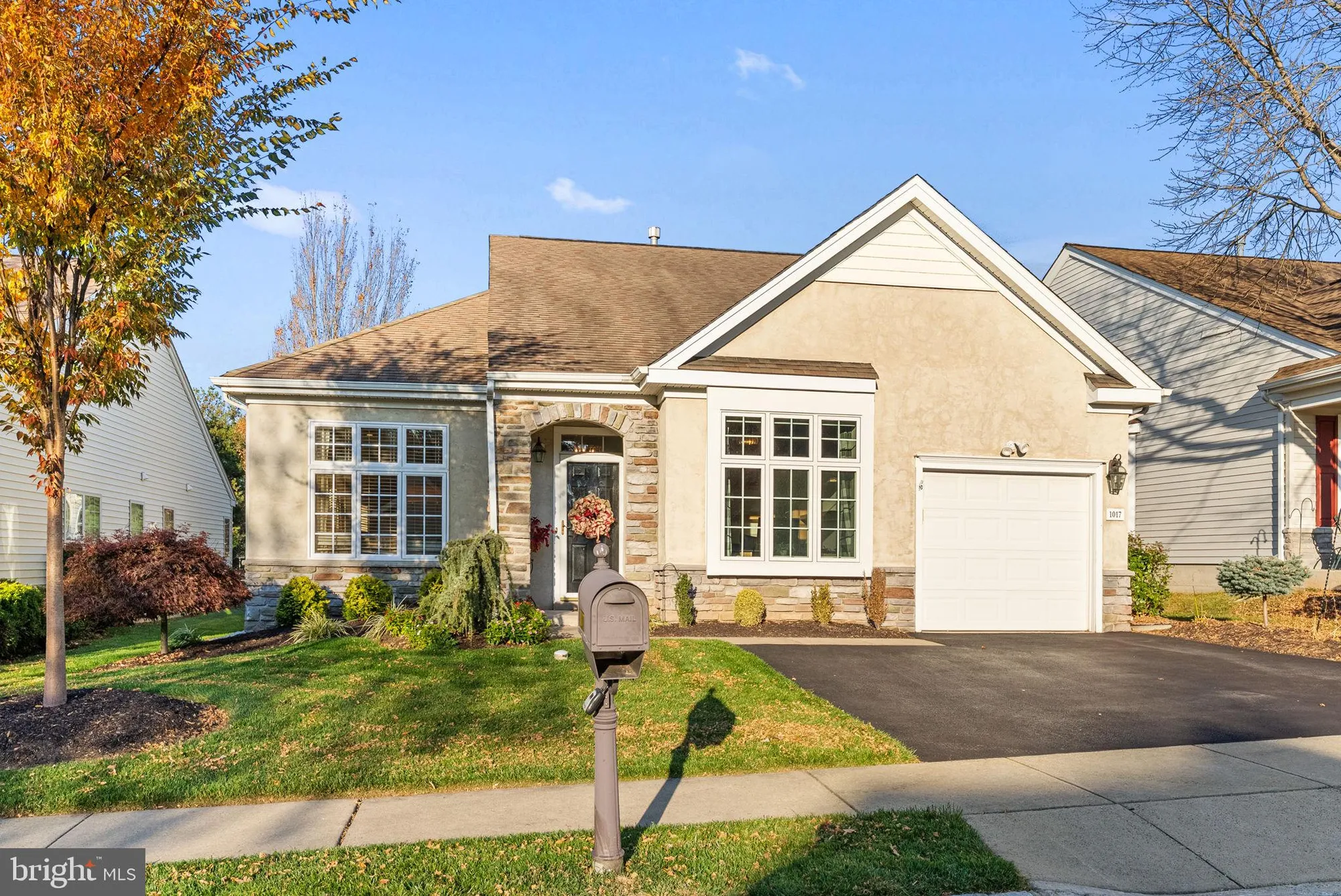 Property Slideshow image 3 of 49 | 1017 conway ct, Warwick, PA, 18974