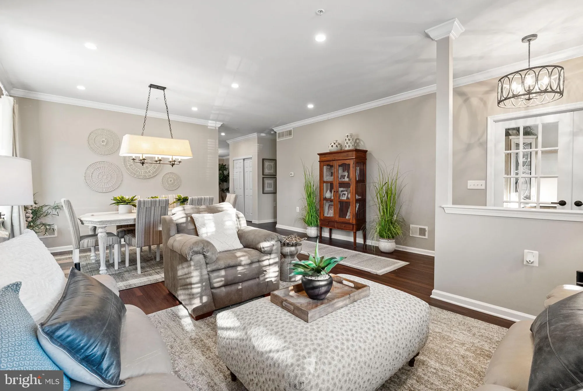 Property Slideshow image 9 of 49 | 1017 conway ct, Warwick, PA, 18974