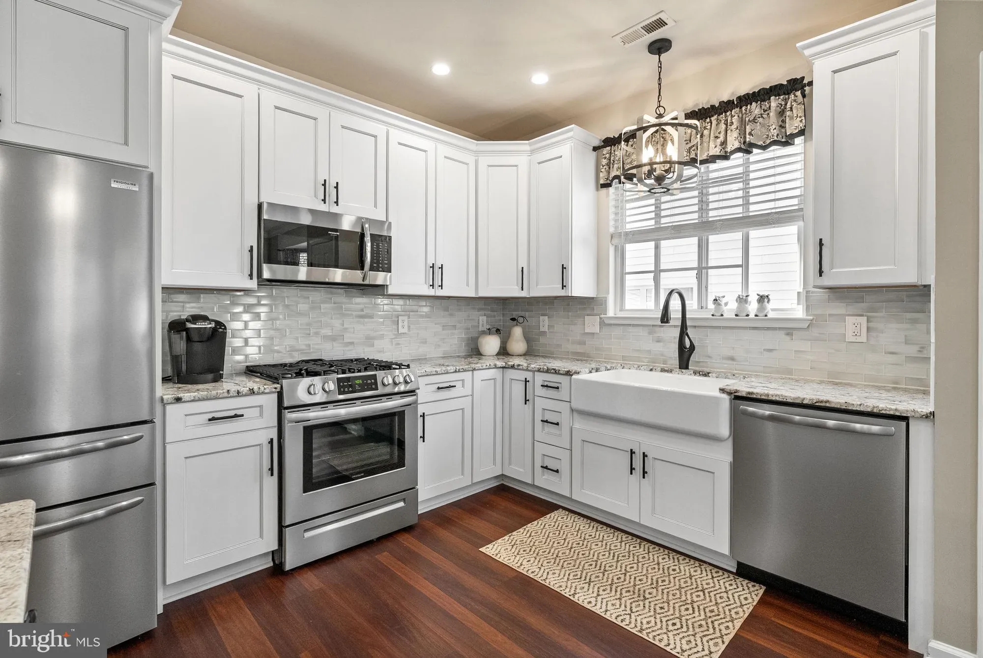 Property Slideshow image 14 of 49 | 1017 conway ct, Warwick, PA, 18974