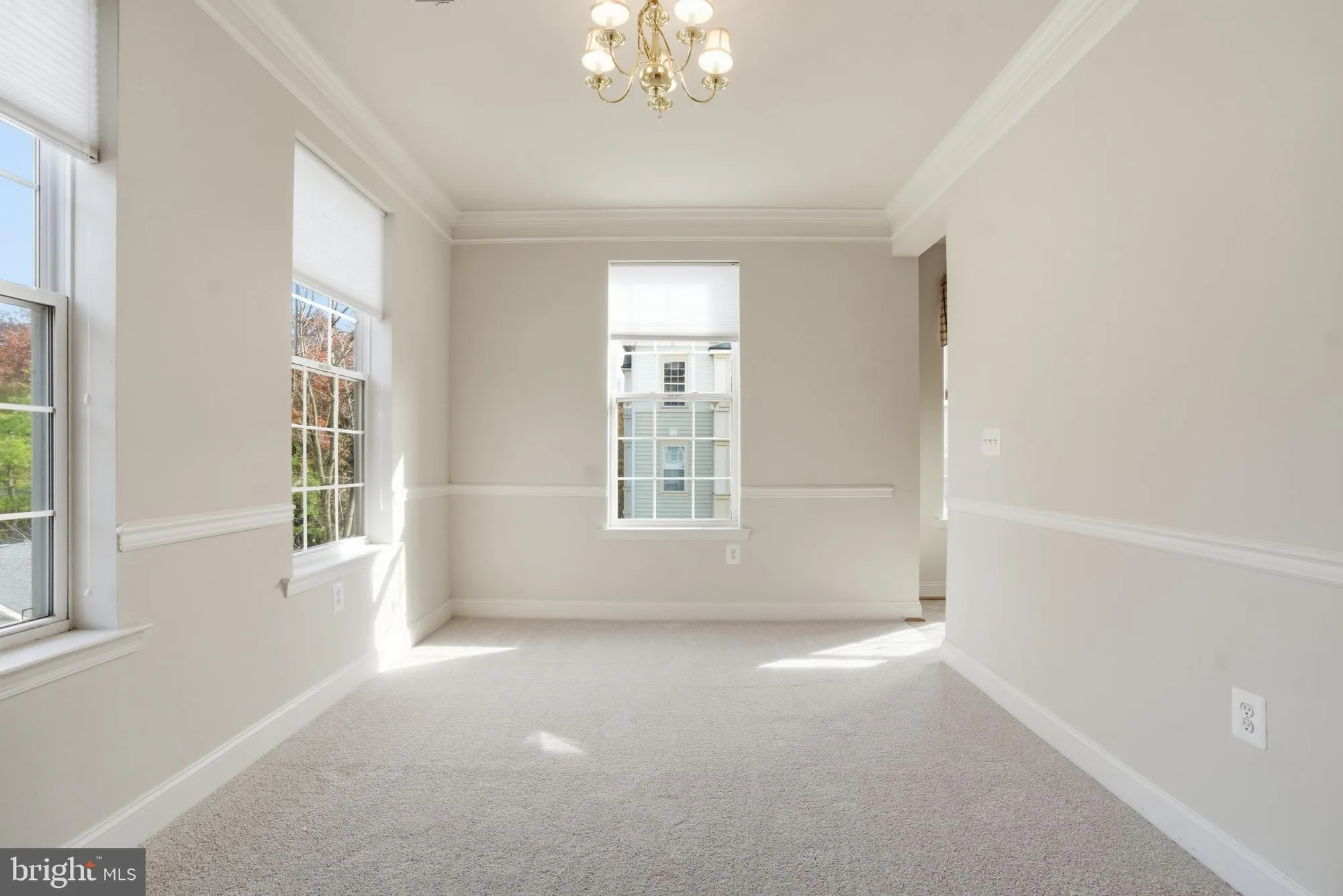 Property Slideshow image 25 of 52 | 2540 kensington gdns unit 303, Ellicott City, MD, 21043