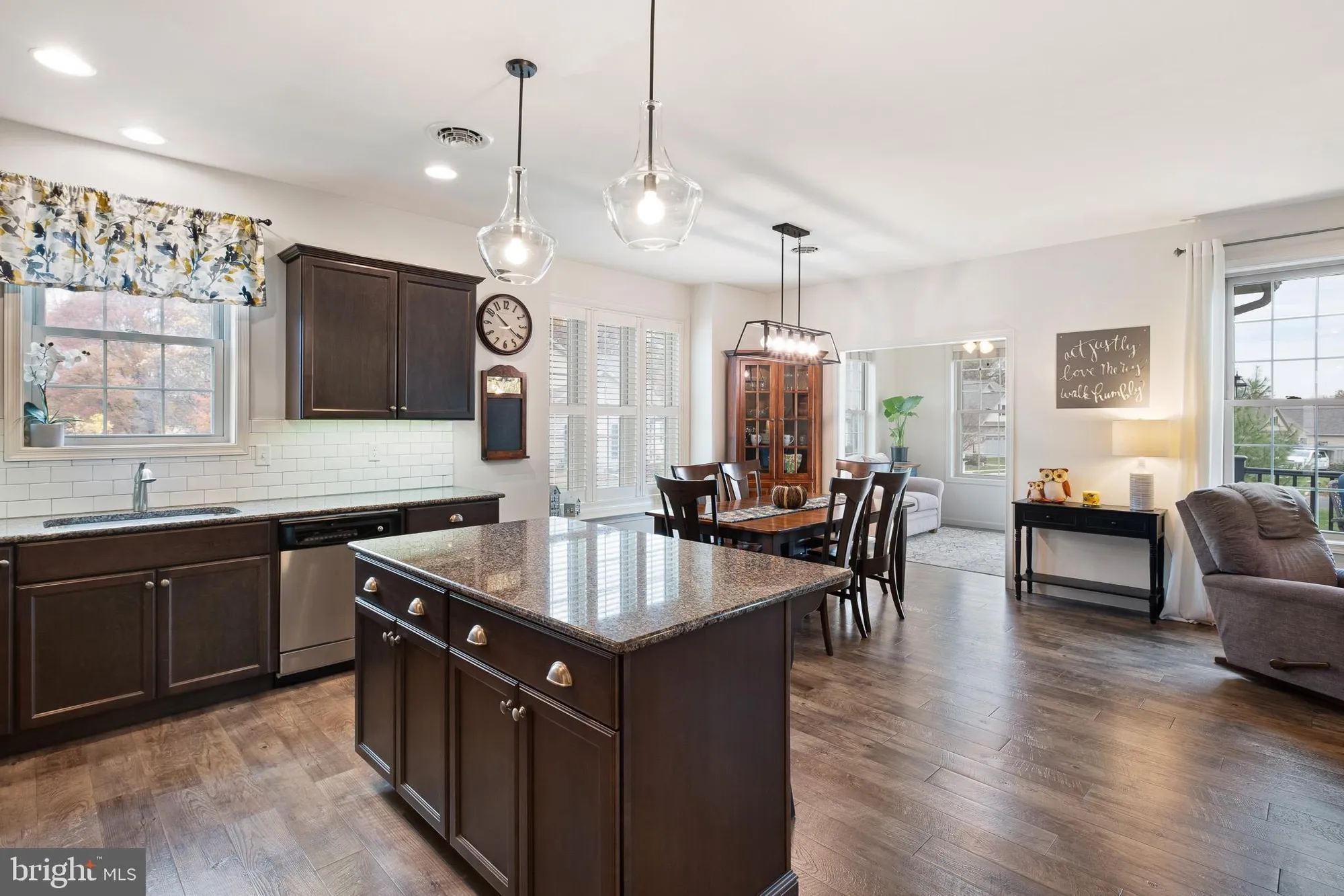 Property Slideshow image 4 of 24 | 502 ivy hill path, Cochranville, PA, 19330