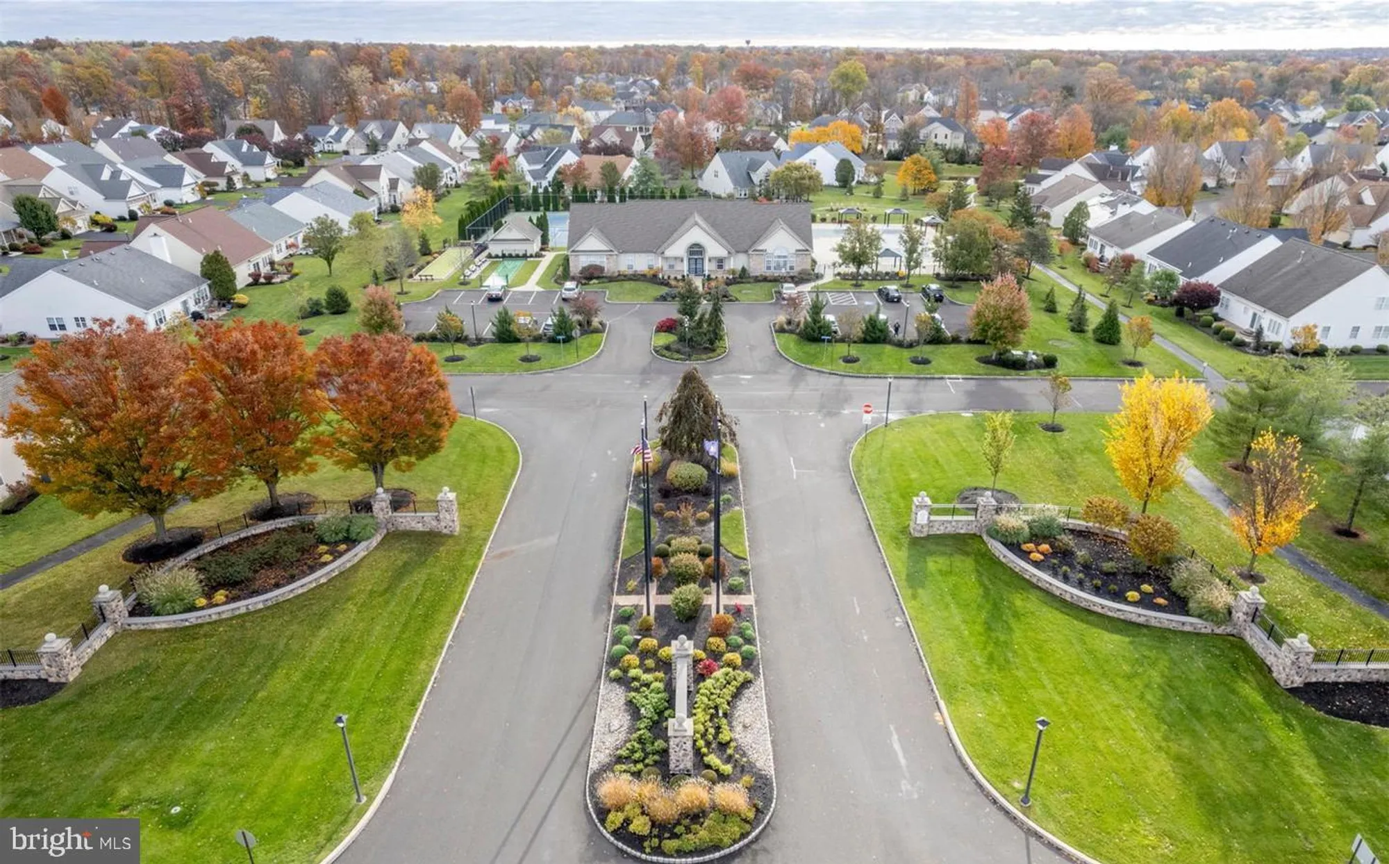 Property Slideshow image 6 of 25 | 407 maryjoe way, Warrington, PA, 18976