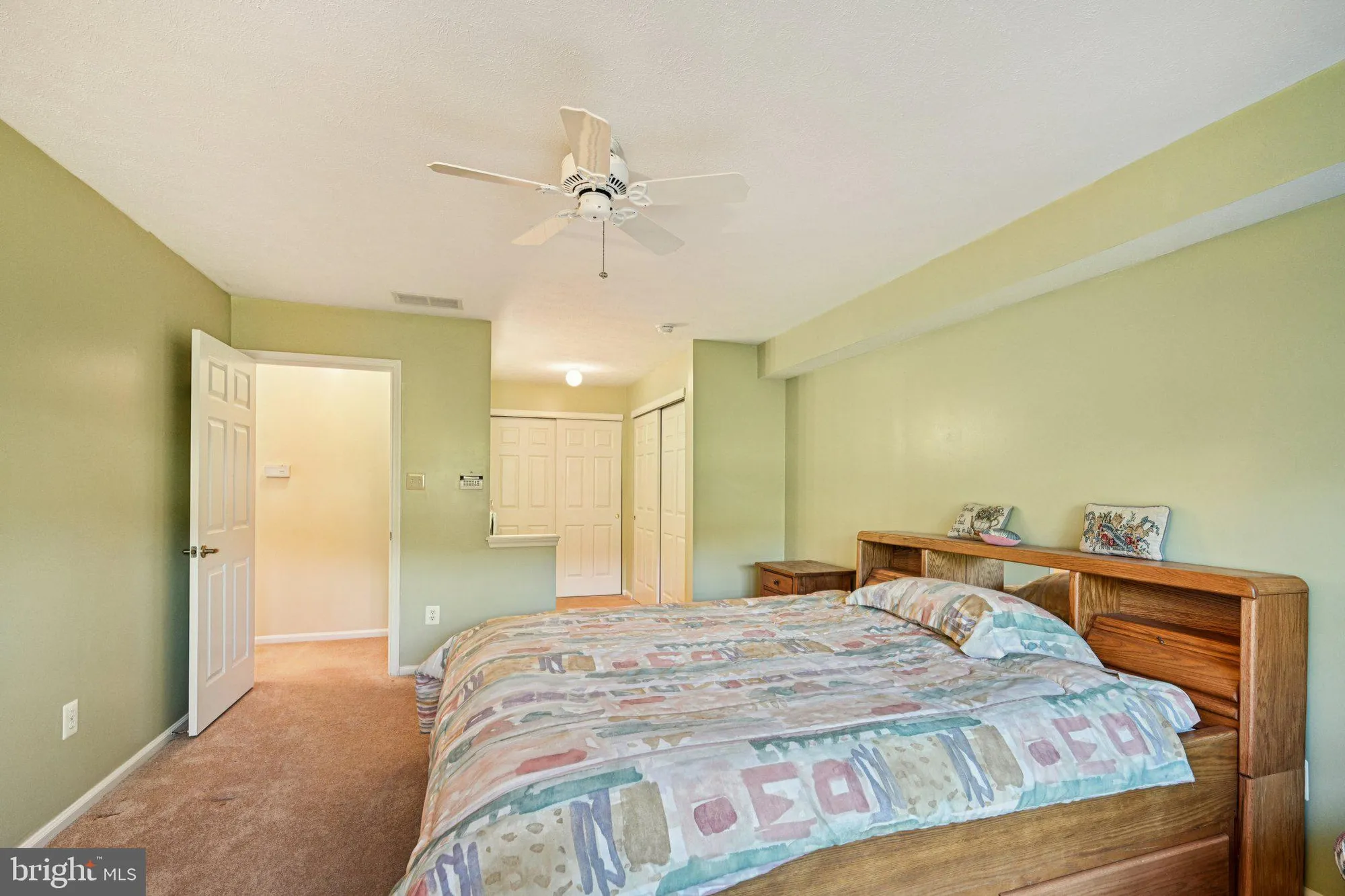 Property Slideshow image 29 of 53 | 17 peppergrass dr, Mount Laurel, NJ, 08054