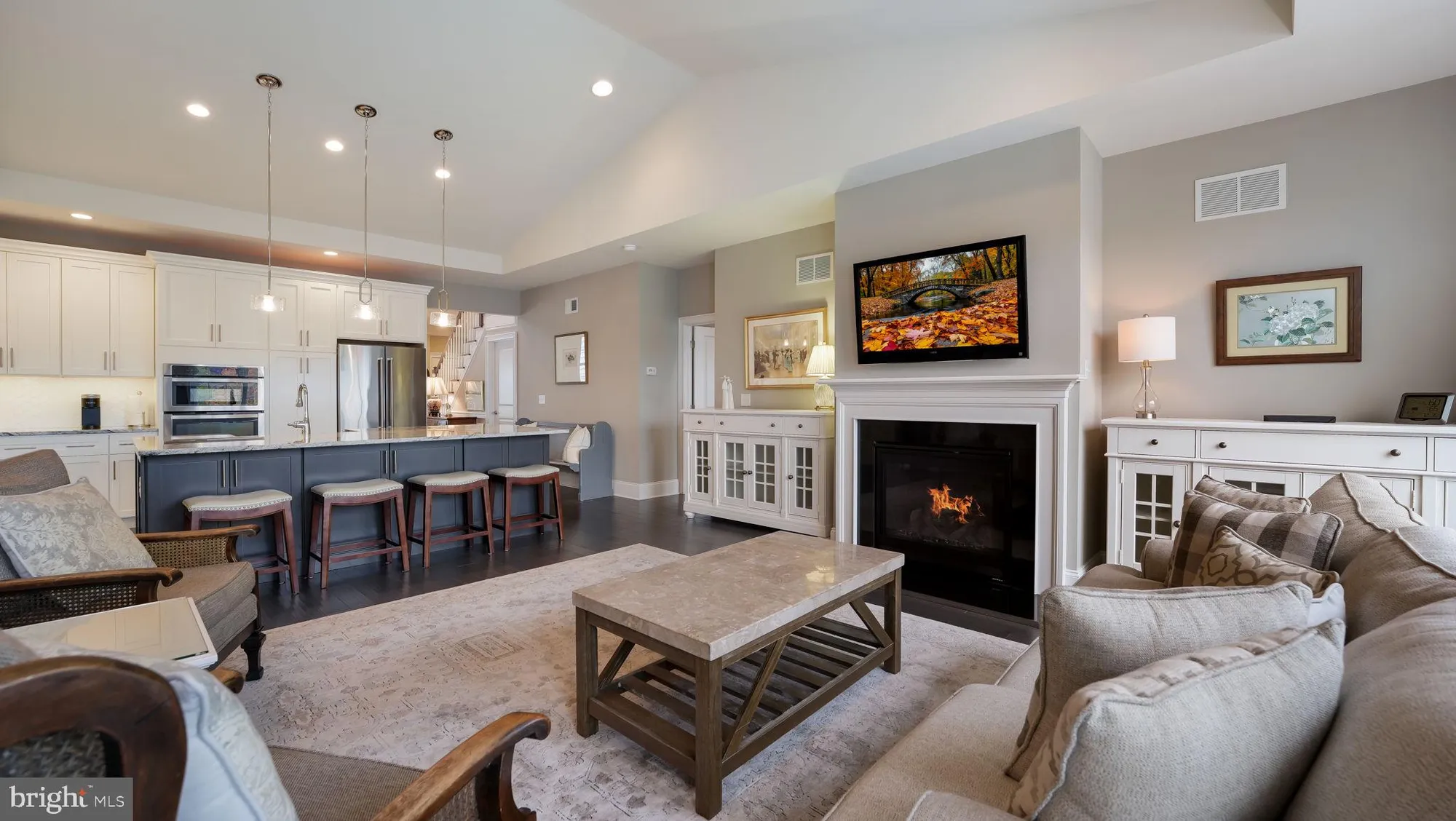 Property Slideshow image 14 of 31 | 34 hillyer ln, Newtown, PA, 18940