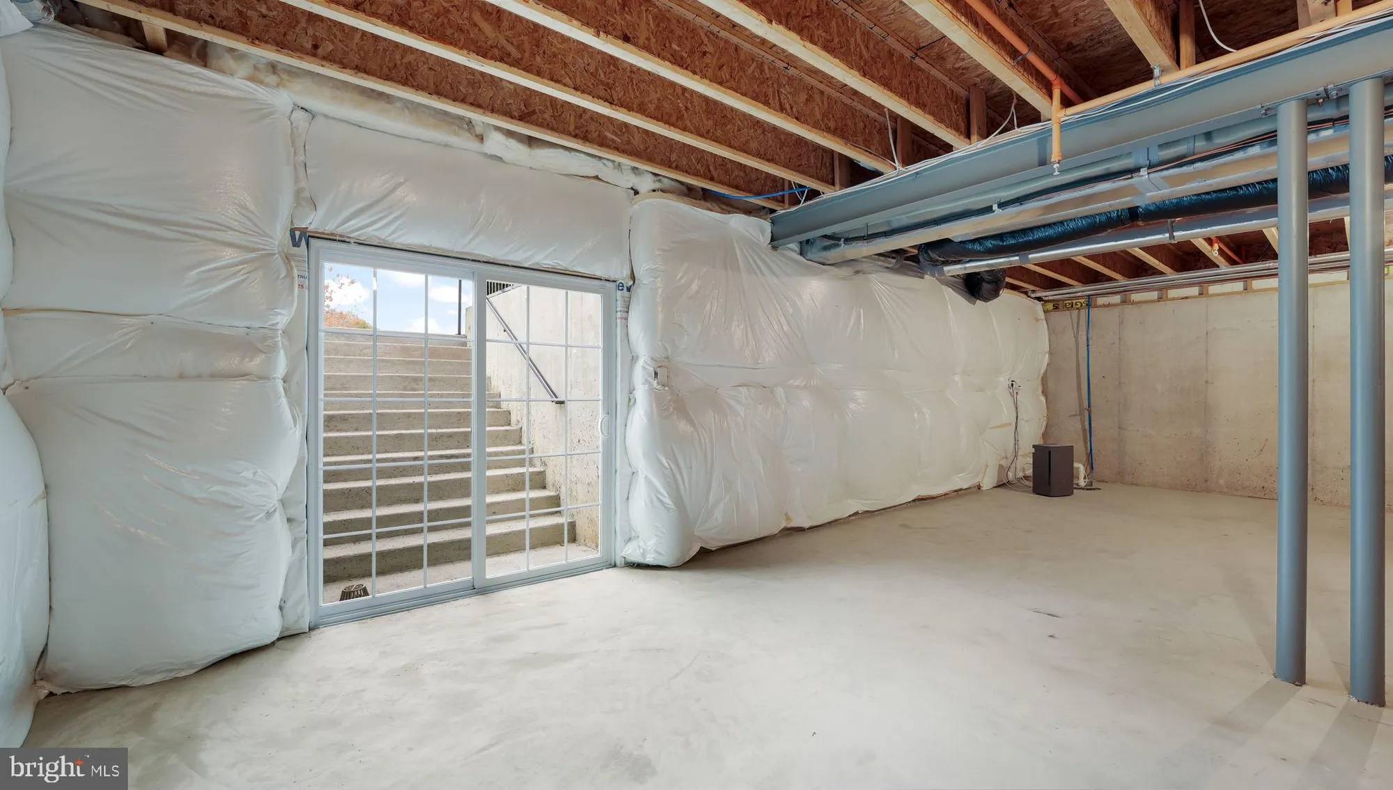 Property Slideshow image 27 of 31 | 34 hillyer ln, Newtown, PA, 18940