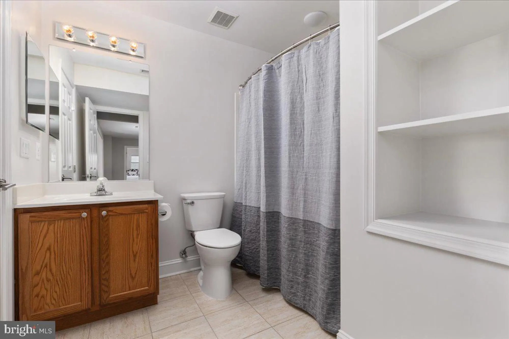 Property Slideshow image 49 of 84 | 13612 ryton ridge ln, Gainesville, VA, 20155