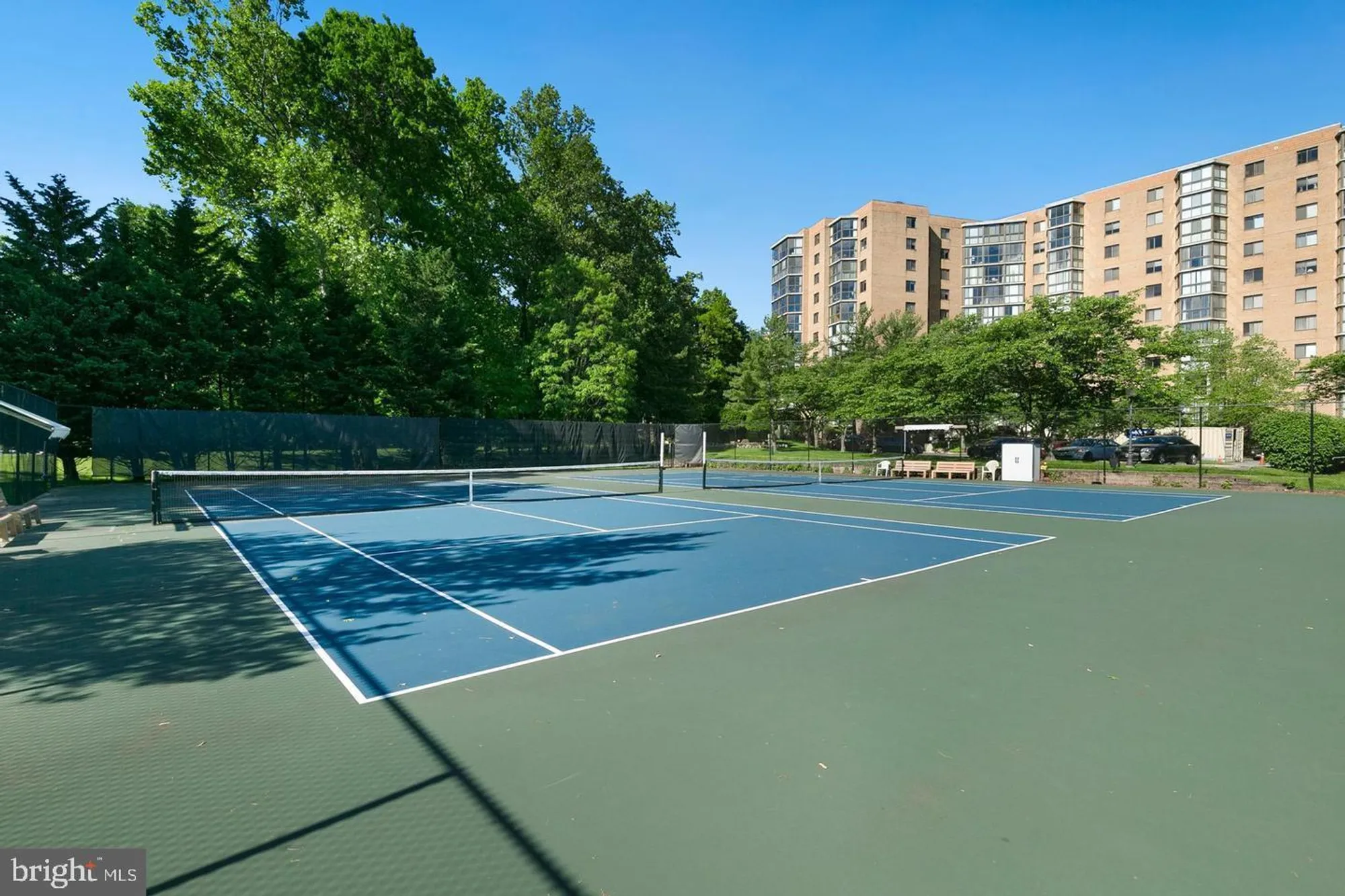 Property Slideshow image 25 of 35 | 15107 interlachen dr 2-815, Silver Spring, MD, 20906