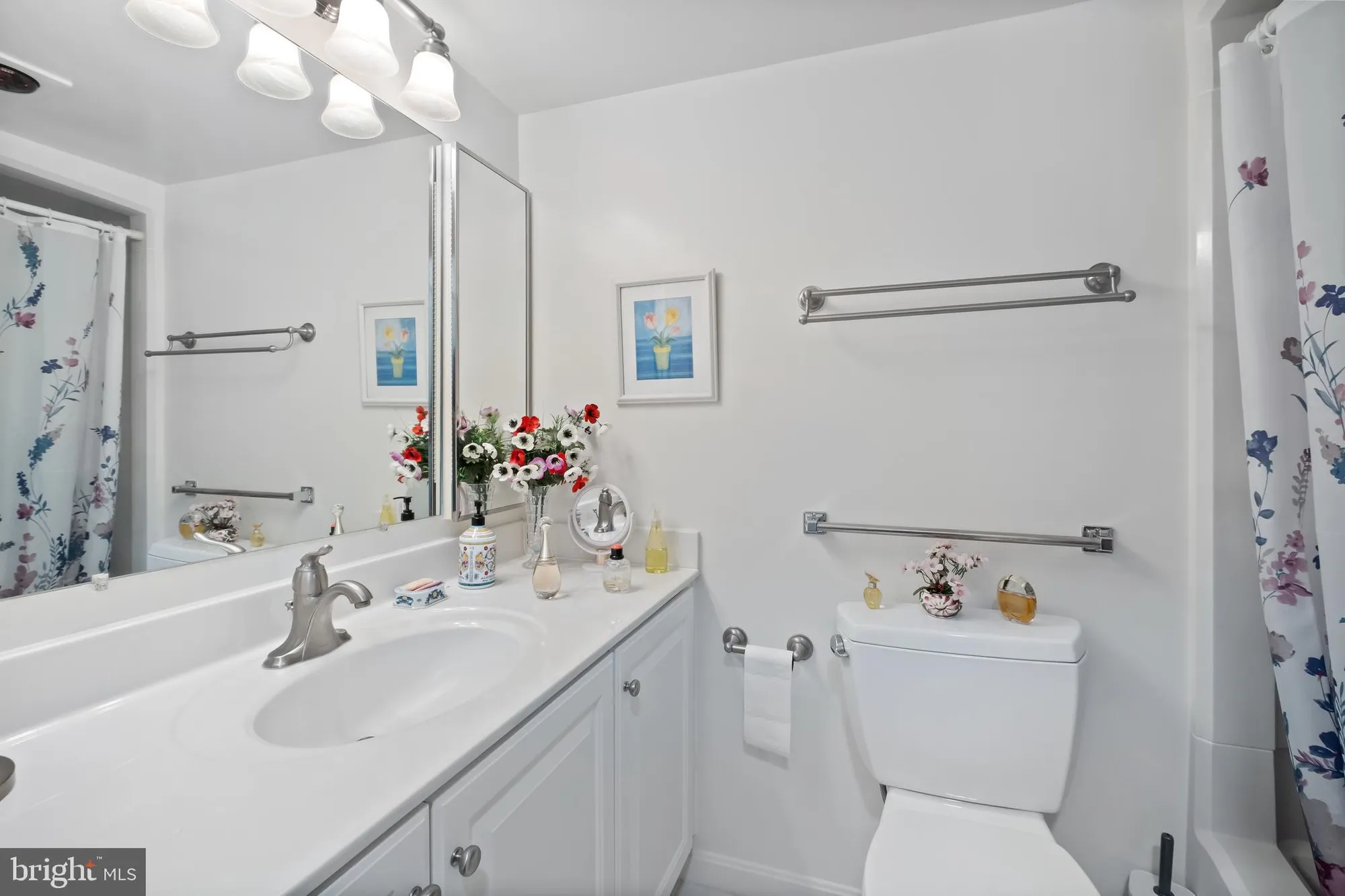 Property Slideshow image 25 of 26 | 15115 interlachen dr 3-107, Silver Spring, MD, 20906