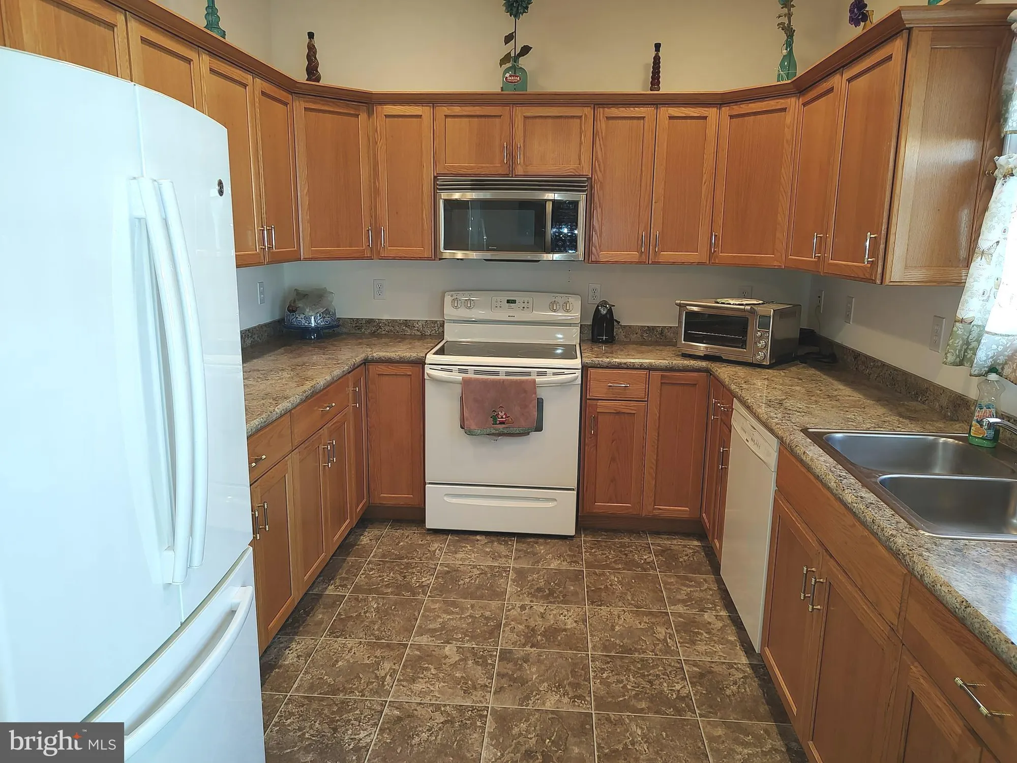 Property Slideshow image 18 of 46 | 2 castleberry ln, Georgetown, DE, 19947