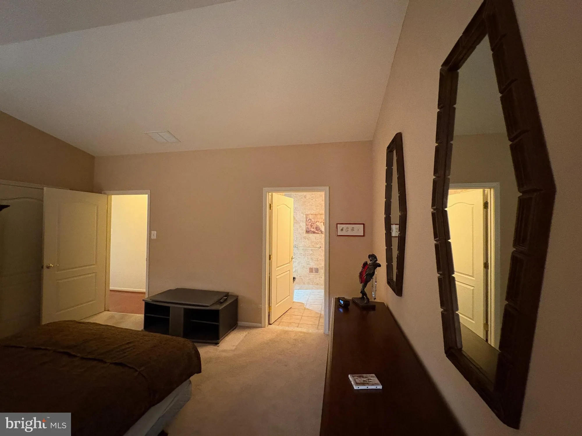 Property Slideshow image 31 of 48 | 253 snowy egret ln, West Deptford, NJ, 08086