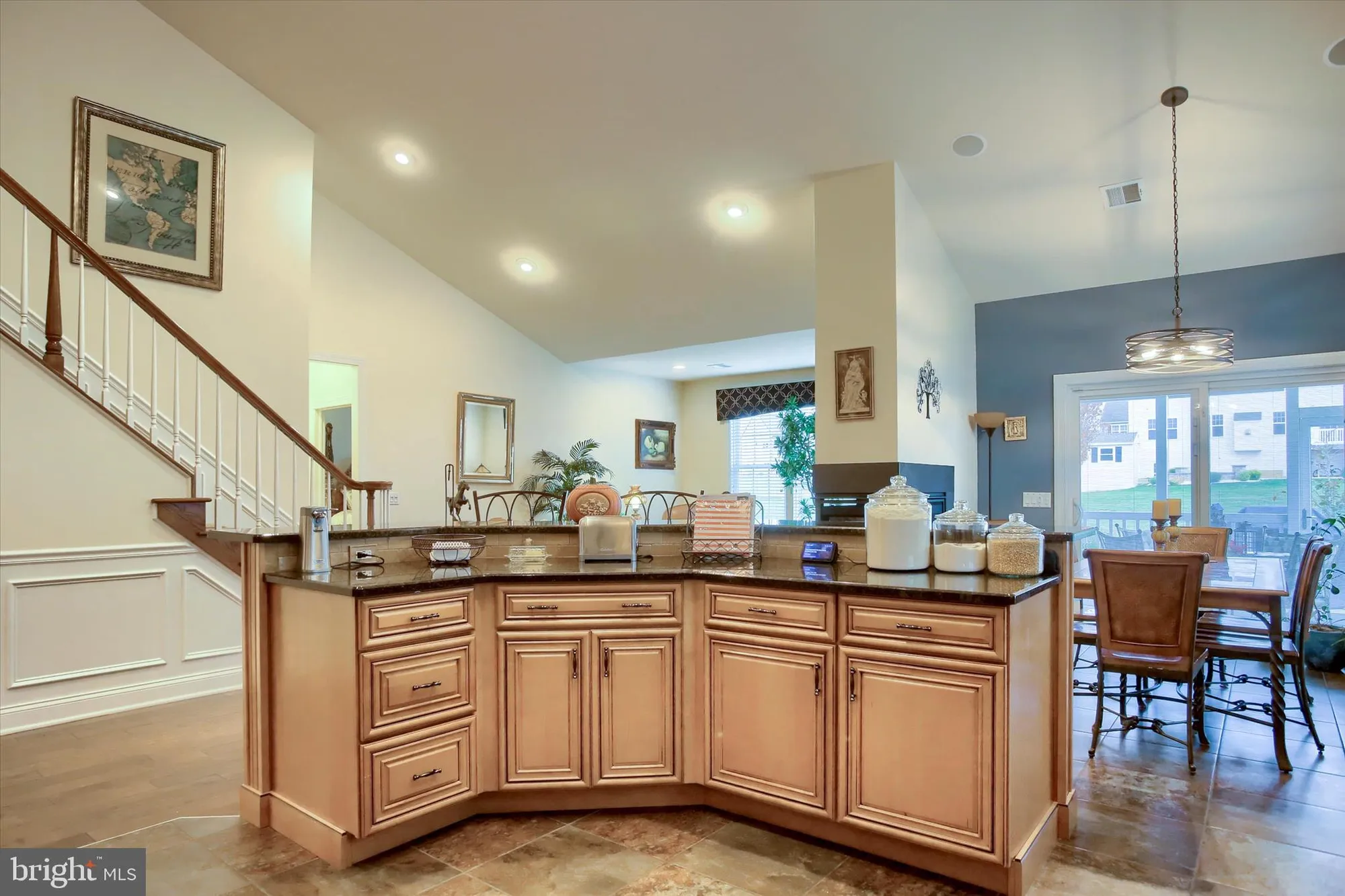 Property Slideshow image 15 of 64 | 75 presidents dr, Mechanicsburg, PA, 17050