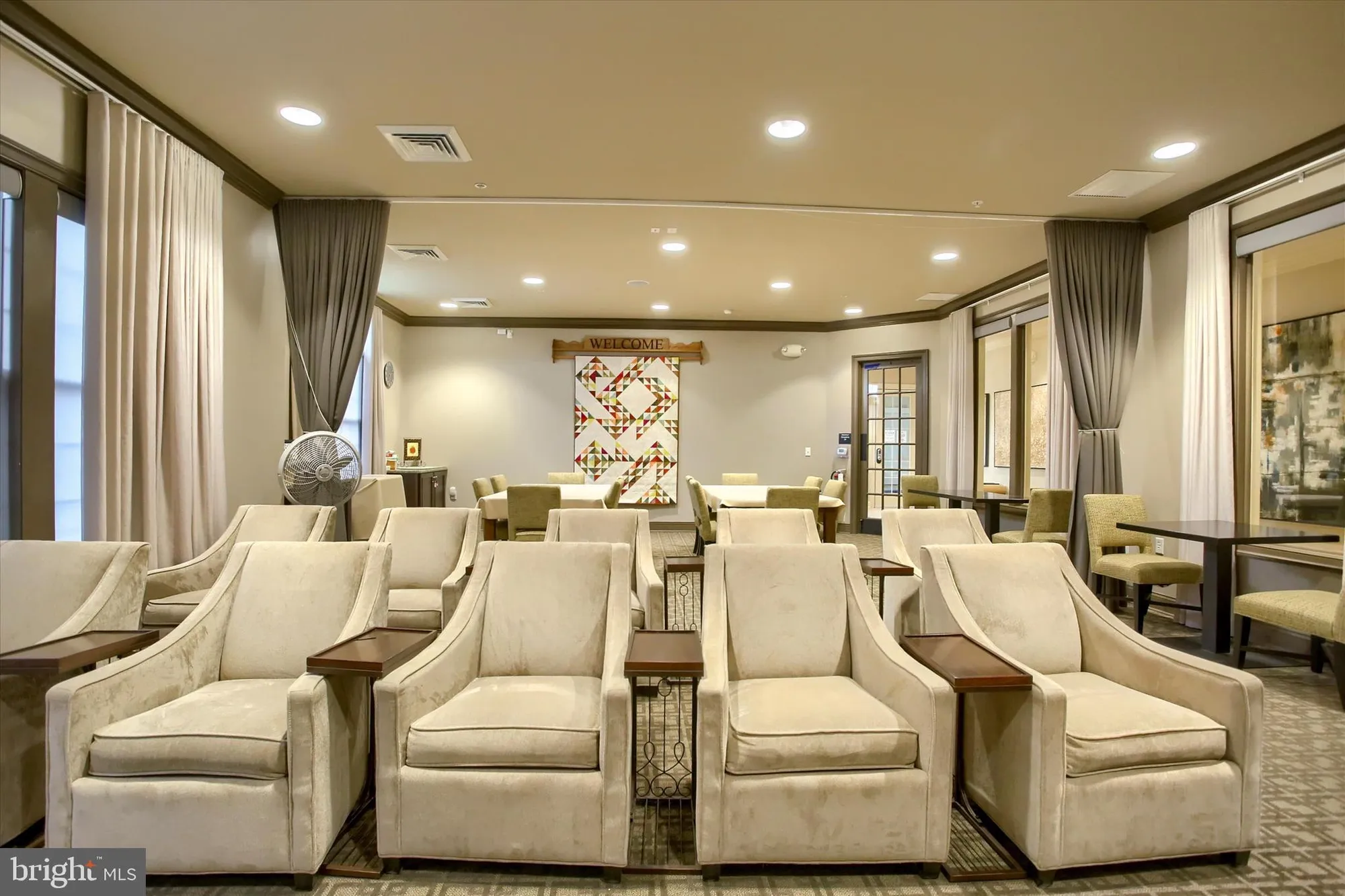 Property Slideshow image 53 of 64 | 75 presidents dr, Mechanicsburg, PA, 17050