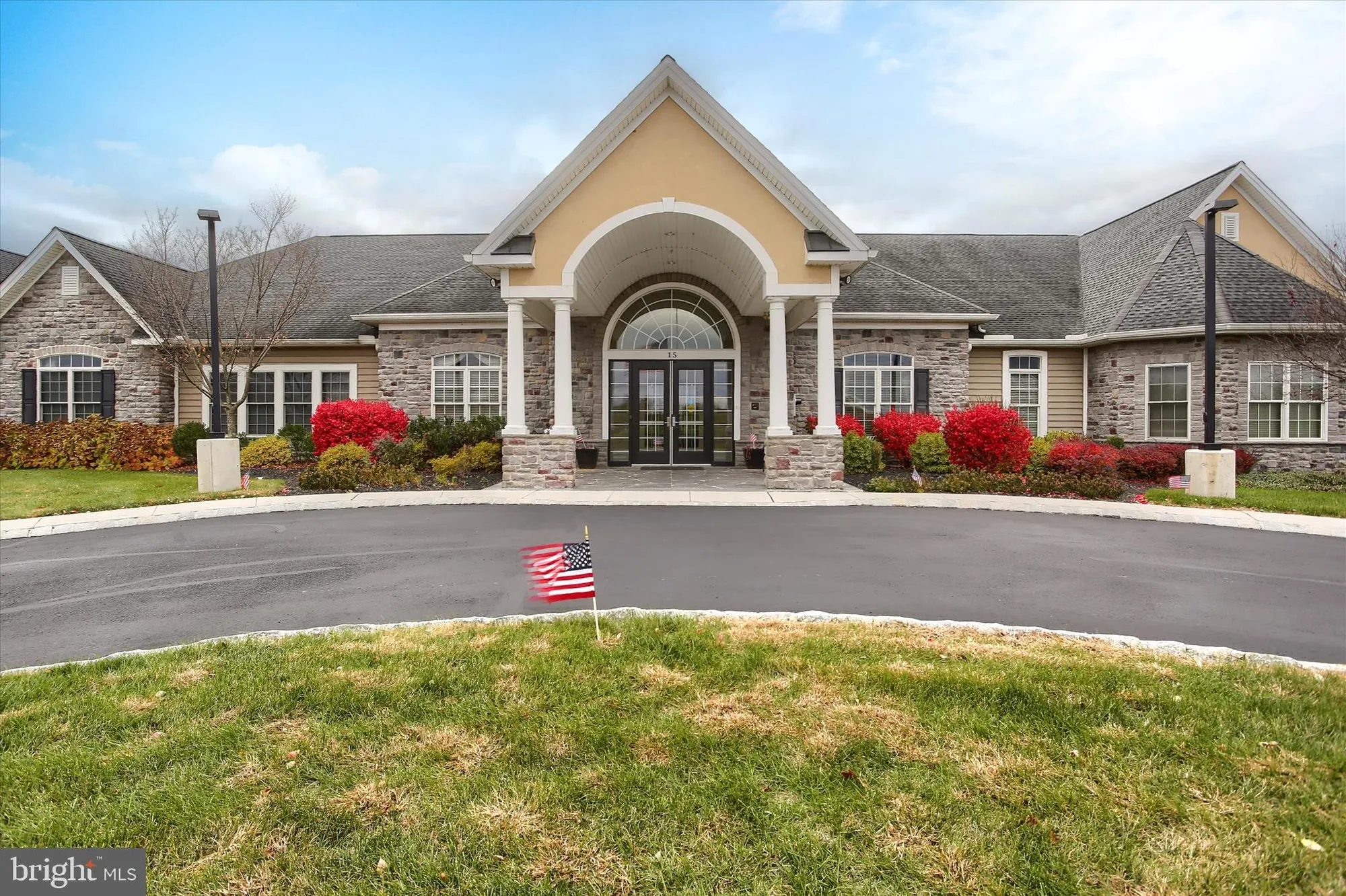Property Slideshow image 48 of 64 | 75 presidents dr, Mechanicsburg, PA, 17050
