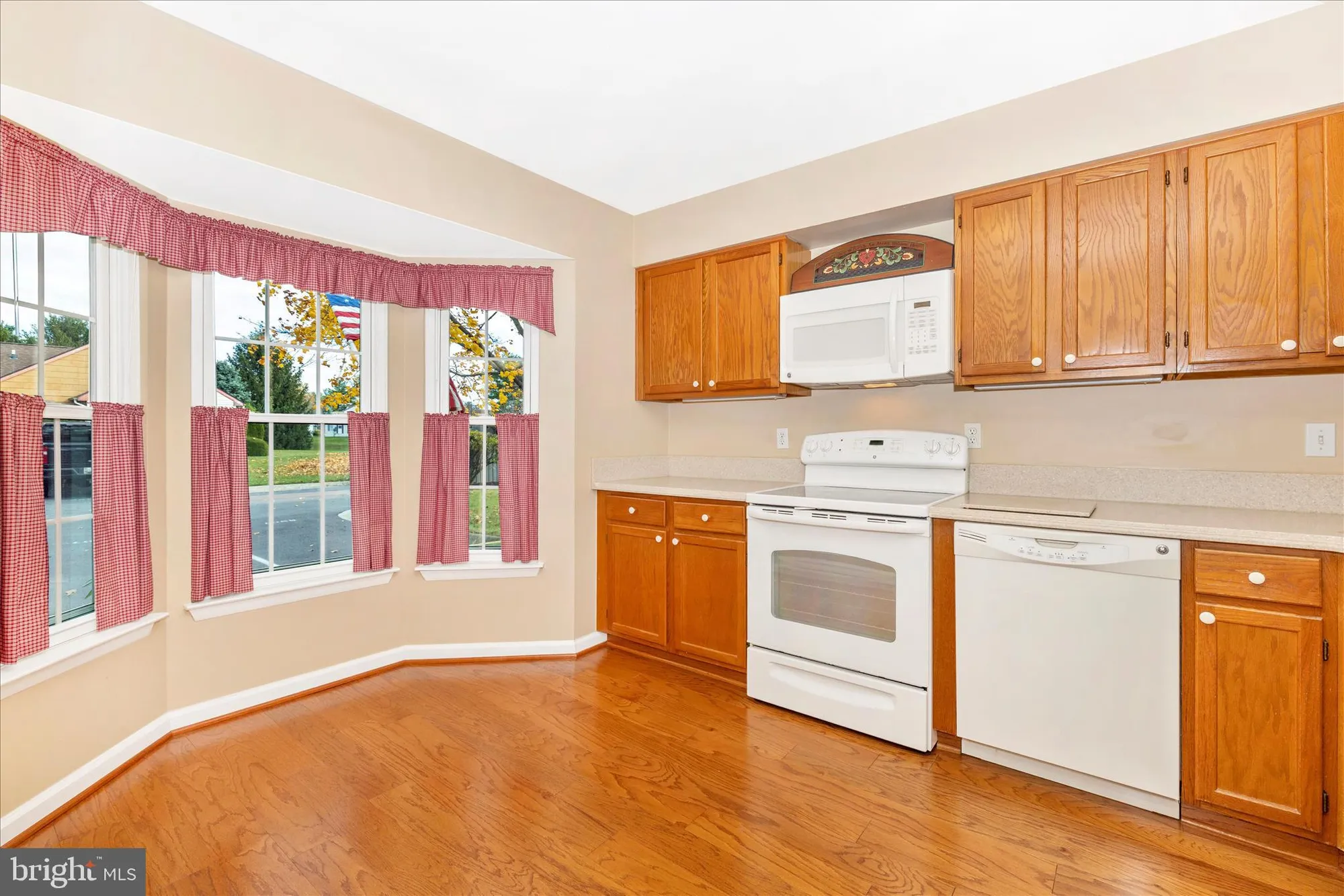 Property Slideshow image 14 of 54 | 6905 chokeberry ct, Frederick, MD, 21703