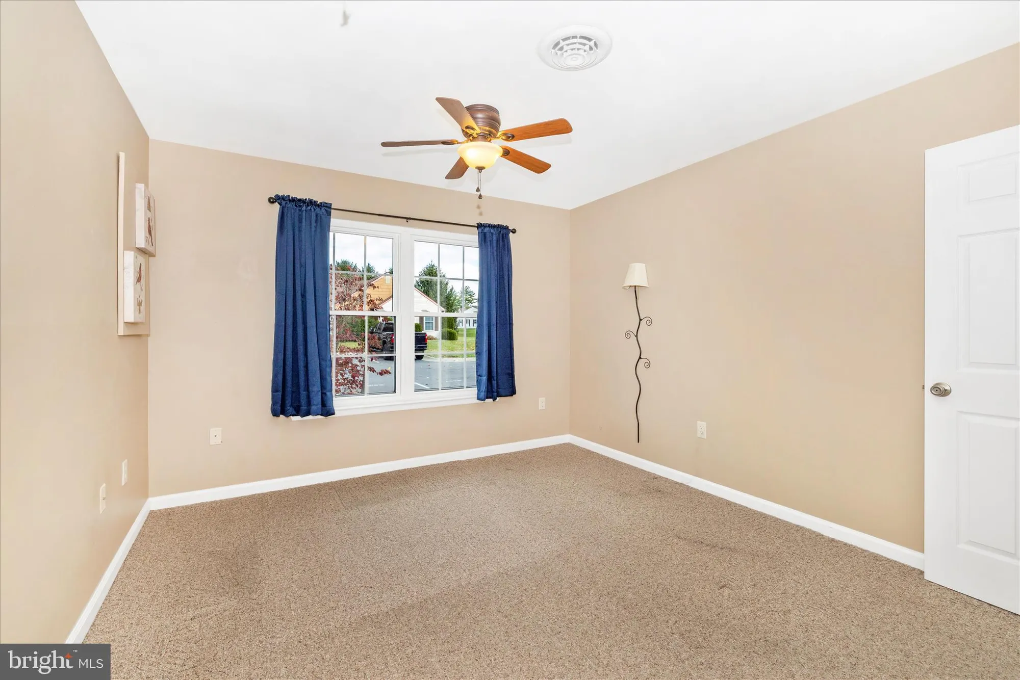Property Slideshow image 31 of 54 | 6905 chokeberry ct, Frederick, MD, 21703